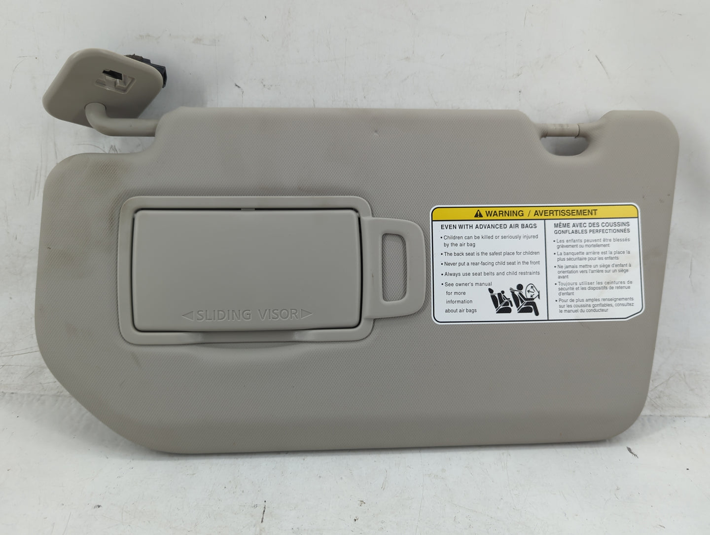 2021-2022 Nissan Rogue Sun Visor Shade Replacement Driver Left Mirror Fits Fits 2021 2022 OEM Used Auto Parts - Oemusedautop