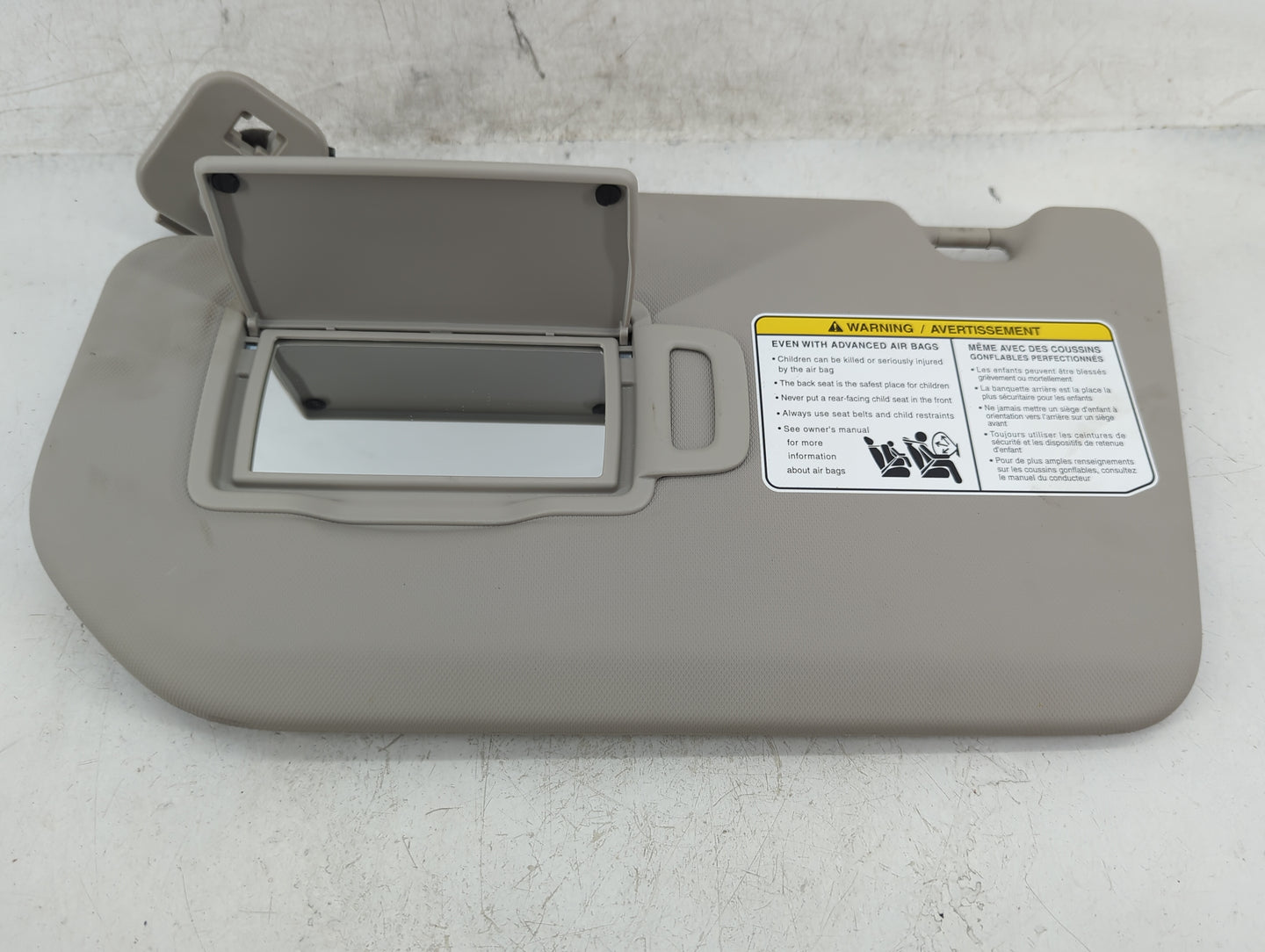 2021-2022 Nissan Rogue Sun Visor Shade Replacement Driver Left Mirror Fits Fits 2021 2022 OEM Used Auto Parts - Oemusedautop