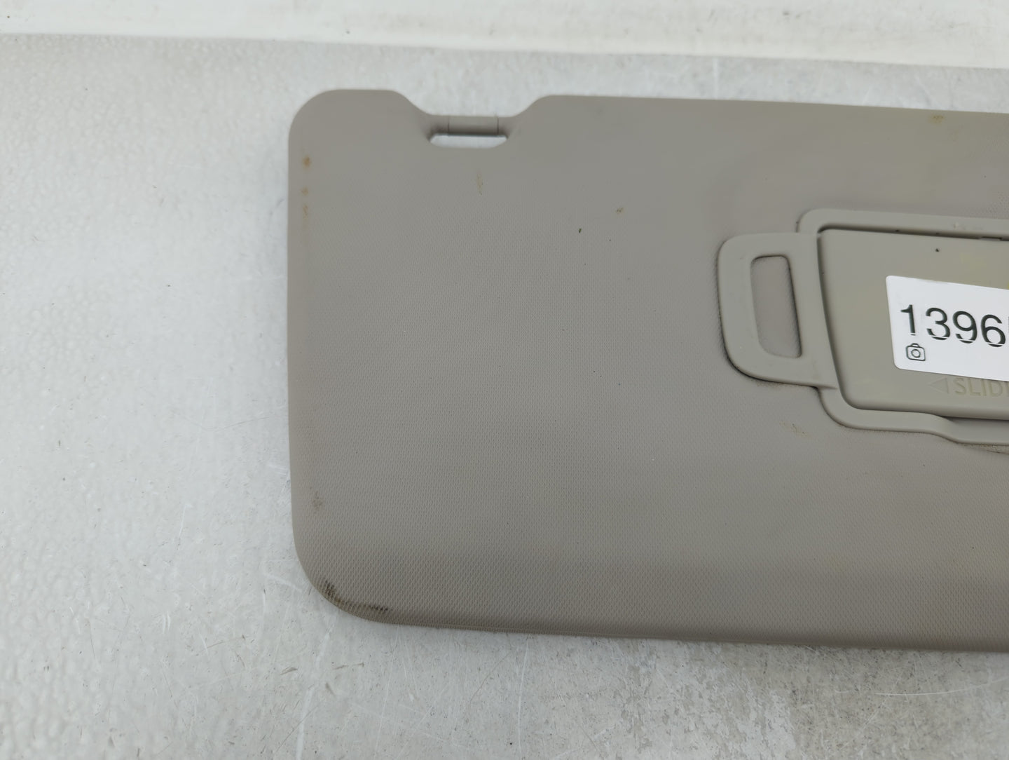 2021-2022 Nissan Rogue Sun Visor Shade Replacement Passenger Right Mirror Fits Fits 2021 2022 OEM Used Auto Parts - Oemuseda