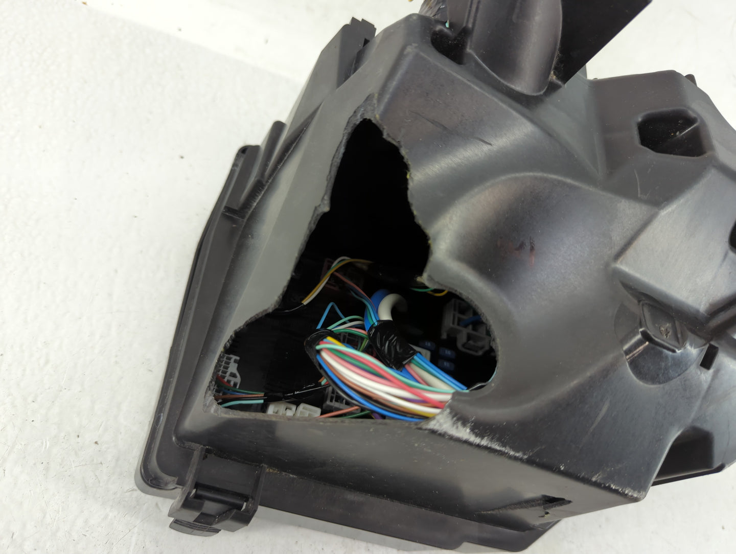 2021-2022 Nissan Rogue Fusebox Fuse Box Panel Relay Module Fits Fits 2021 2022 OEM Used Auto Parts - Oemusedautoparts1.com