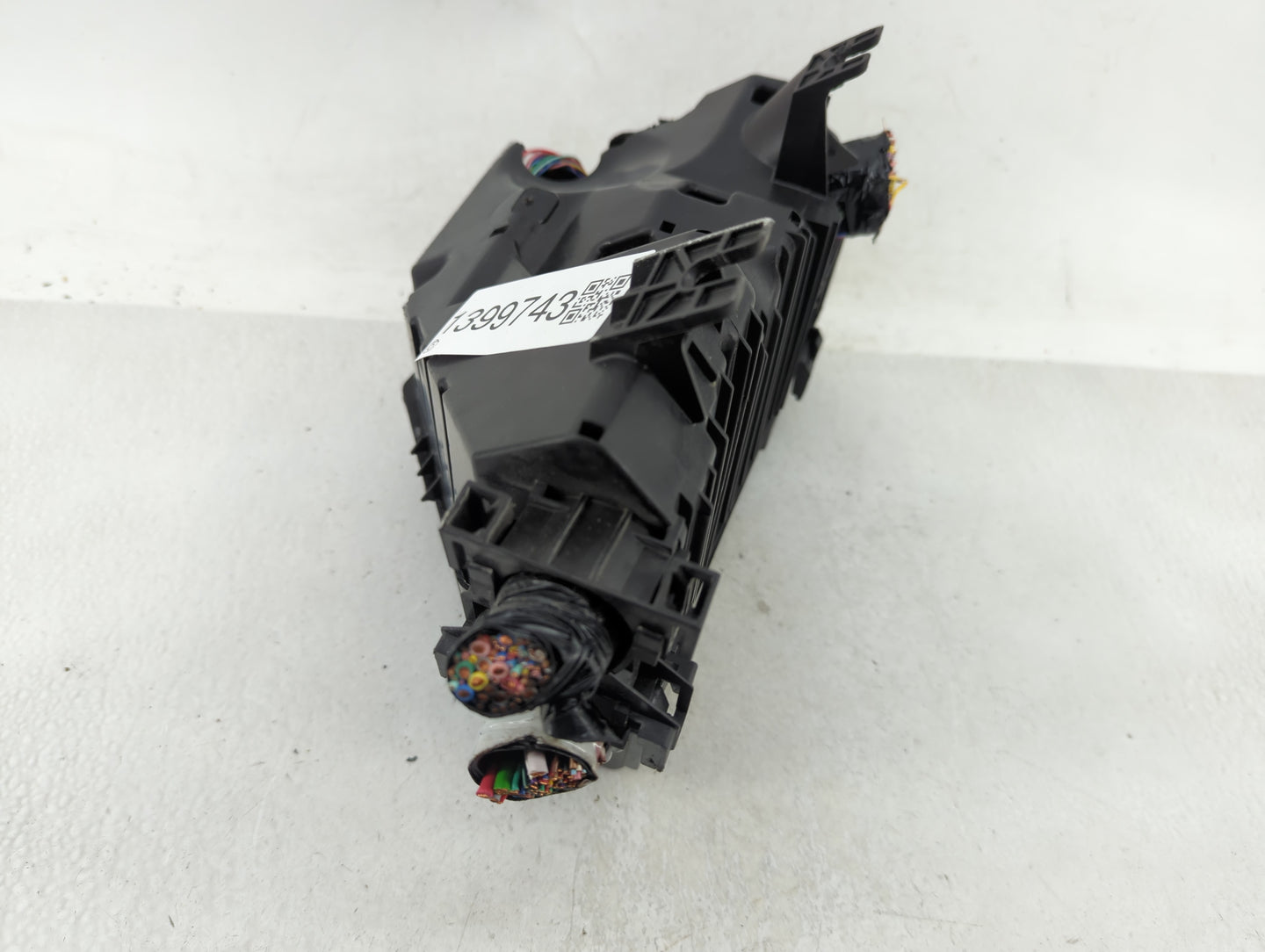 2021-2022 Nissan Rogue Fusebox Fuse Box Panel Relay Module Fits Fits 2021 2022 OEM Used Auto Parts - Oemusedautoparts1.com