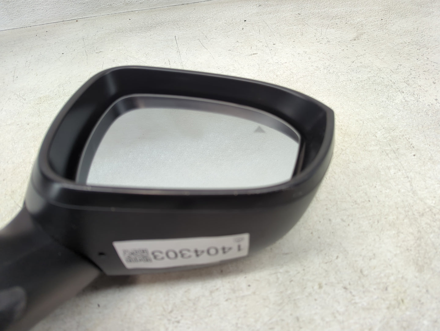 2021-2022 Nissan Rogue Passenger Side View Mirror - Right Door Mirror OEM Used - Oemusedautoparts1.com