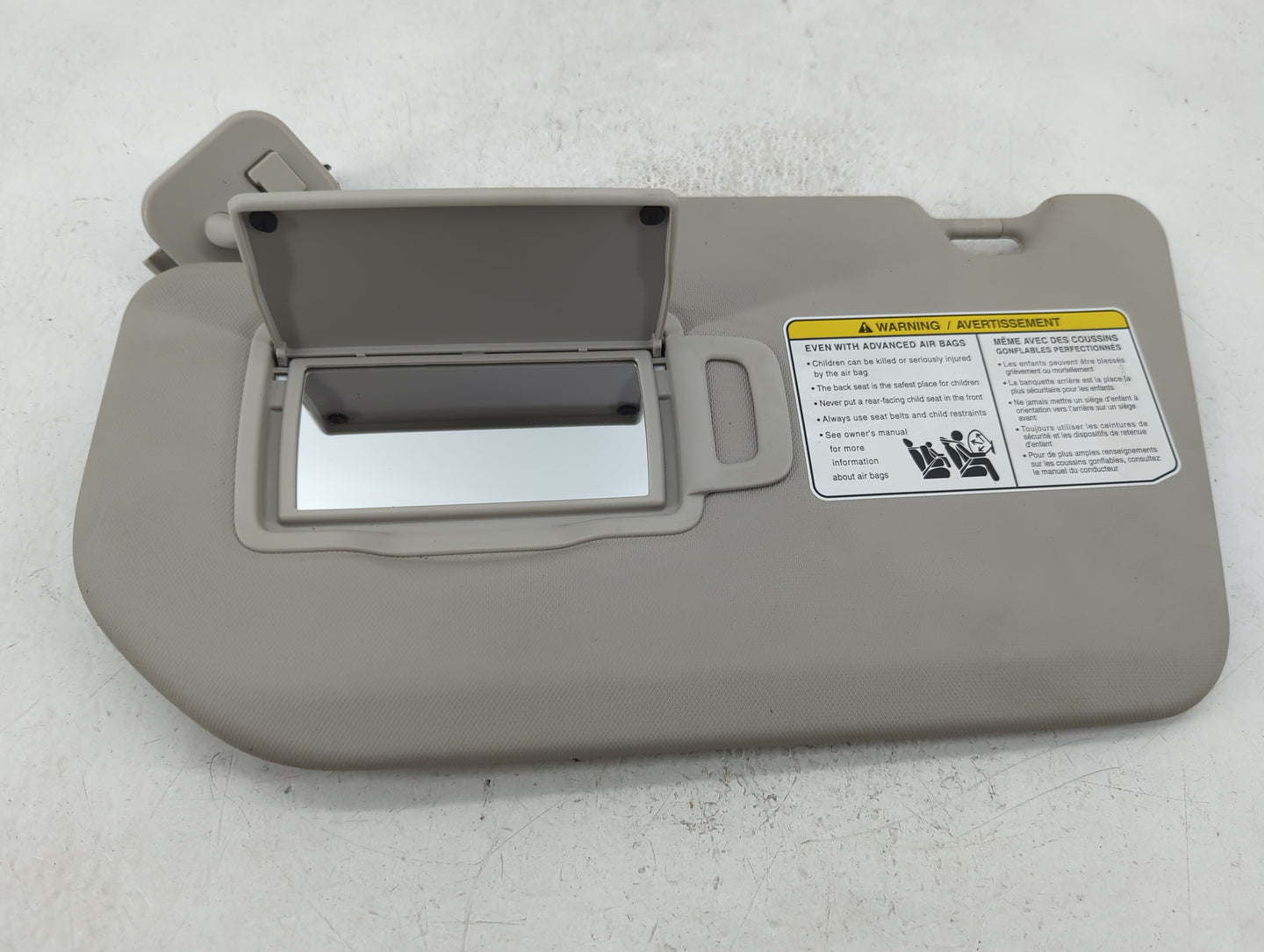 2021-2022 Nissan Rogue Sun Visor Shade Replacement Driver Left Mirror Fits Fits 2021 2022 OEM Used Auto Parts - Oemusedautop