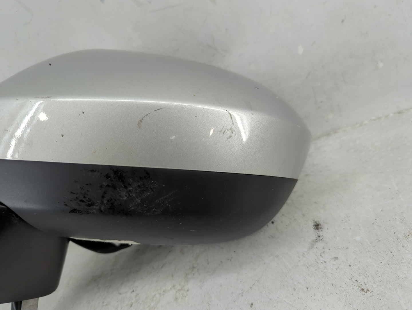 2021-2022 Nissan Rogue Driver Side View Mirror - Left Door Mirror OEM Used - Oemusedautoparts1.com