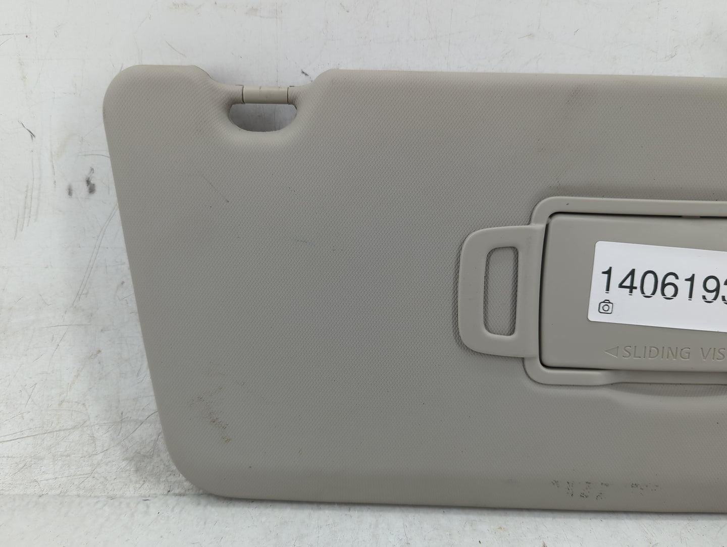 2021-2022 Nissan Rogue Sun Visor Shade Replacement Passenger Right Mirror Fits Fits 2021 2022 OEM Used Auto Parts - Oemuseda