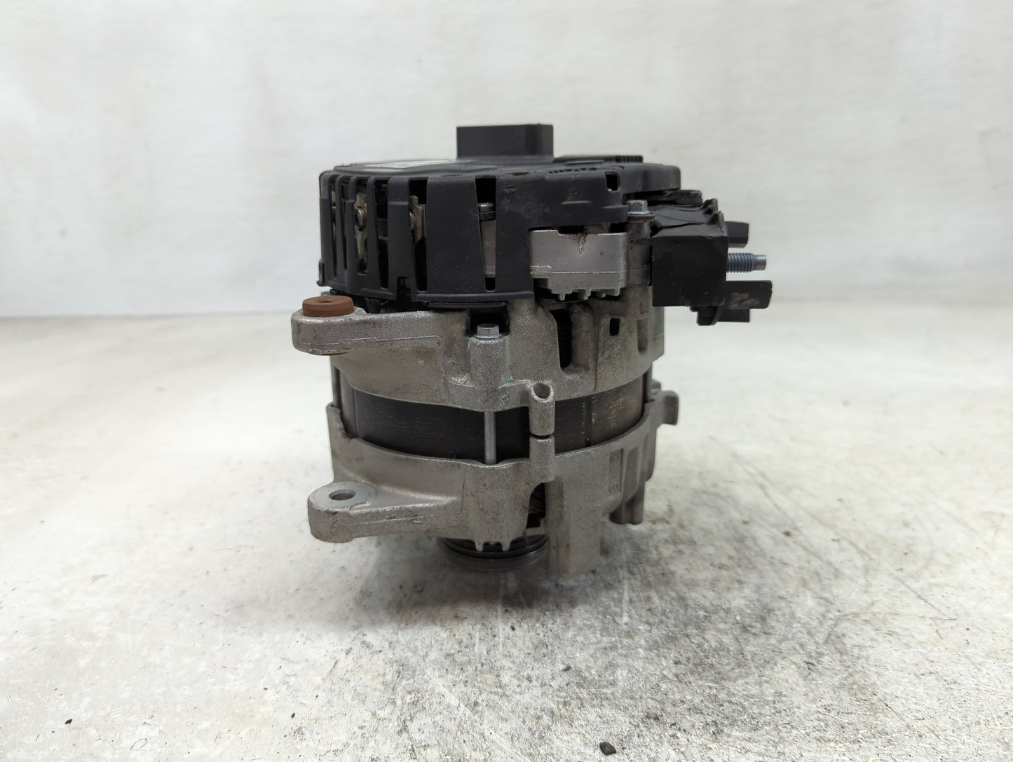2022 Nissan Rogue Alternator Replacement Generator Charging Assembly Engine OEM P/N:2310A-6RC1A Fits OEM Used Auto Parts - O