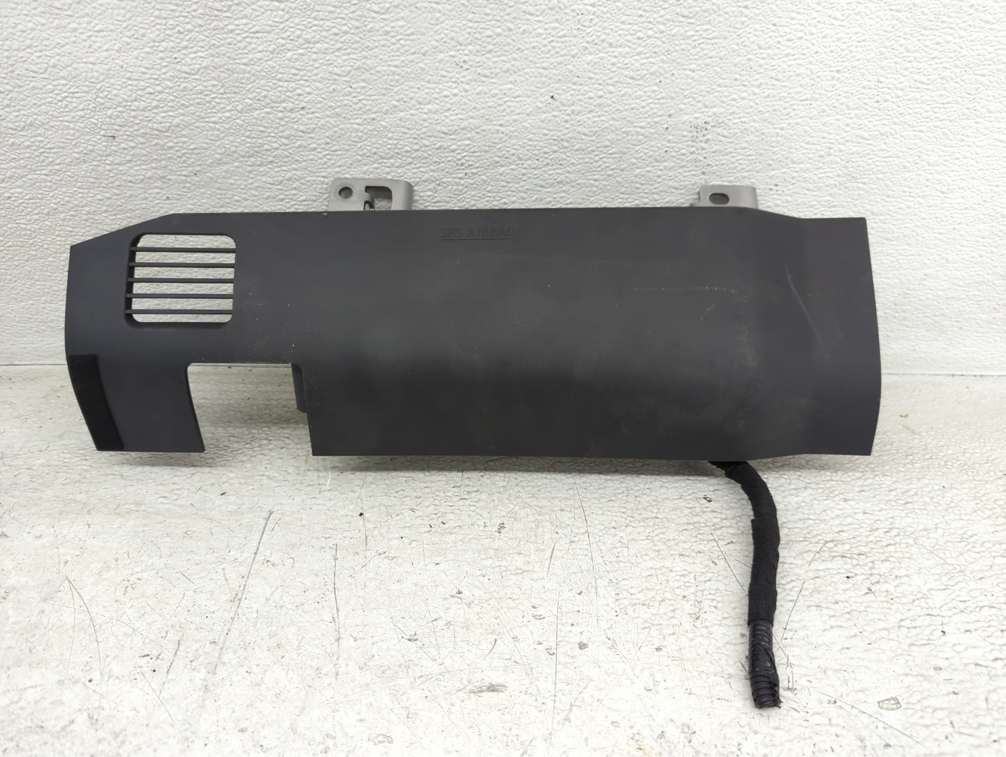 2023 Nissan Rogue Air Bag Passenger Right Knee OEM P/N:643862500 Fits OEM Used Auto Parts - Oemusedautoparts1.com
