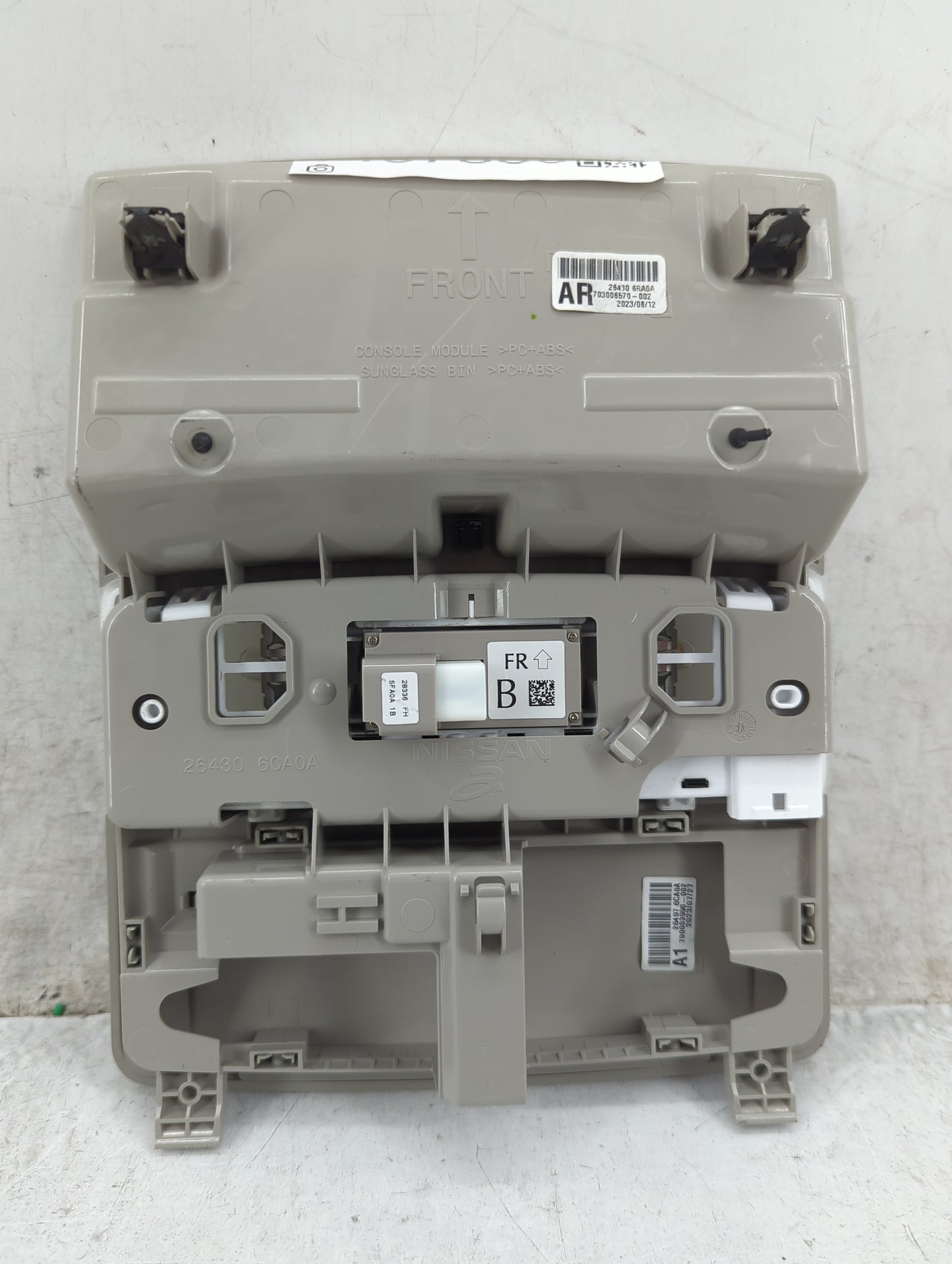 2021-2022 Nissan Rogue Overhead Roof Console - Oemusedautoparts1.com