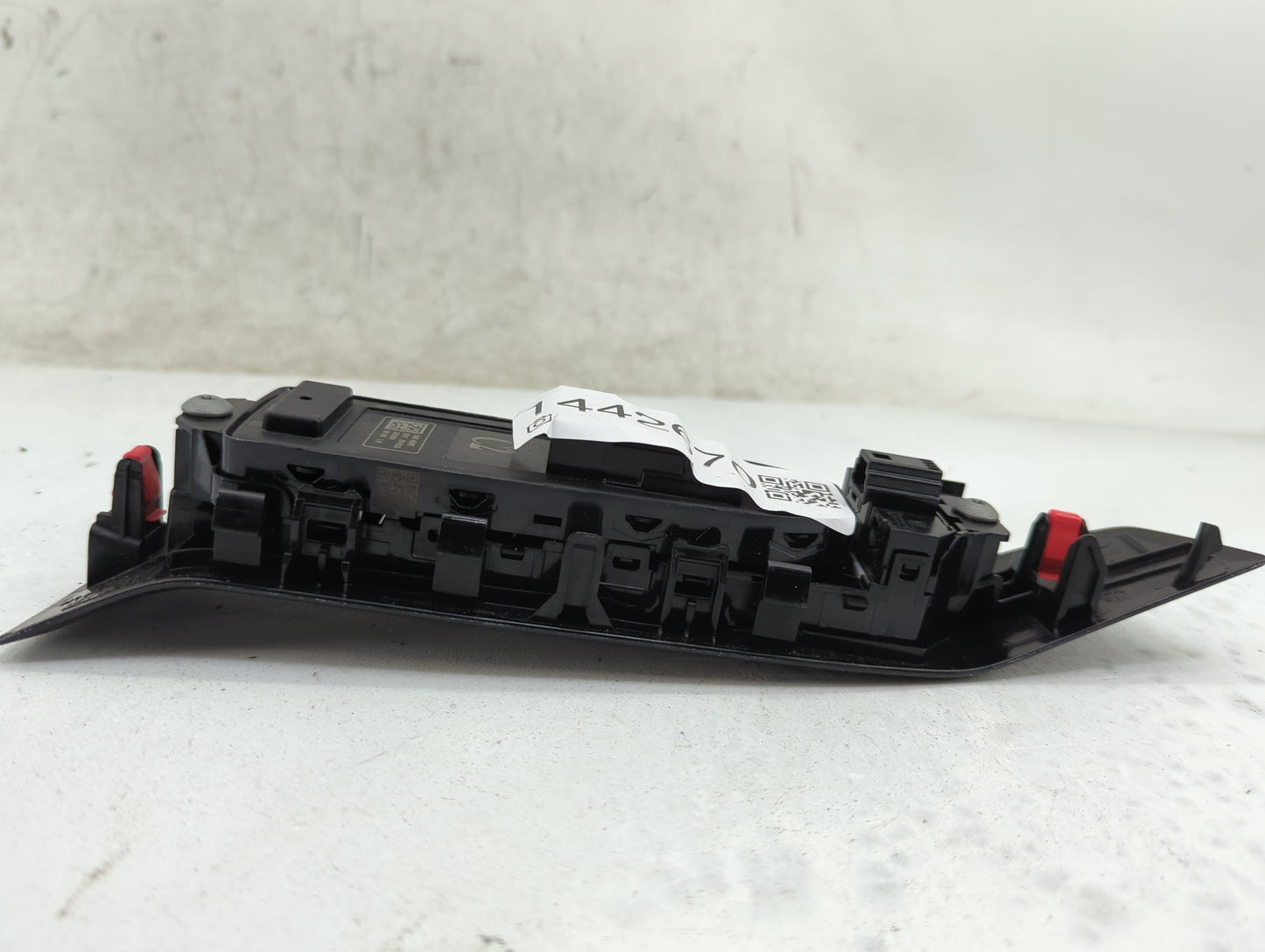 2021-2022 Nissan Rogue Master Power Window Switch Replacement Driver Side Left P/N:25401 6RE0C 809614RR2A Fits Fits 2021 202