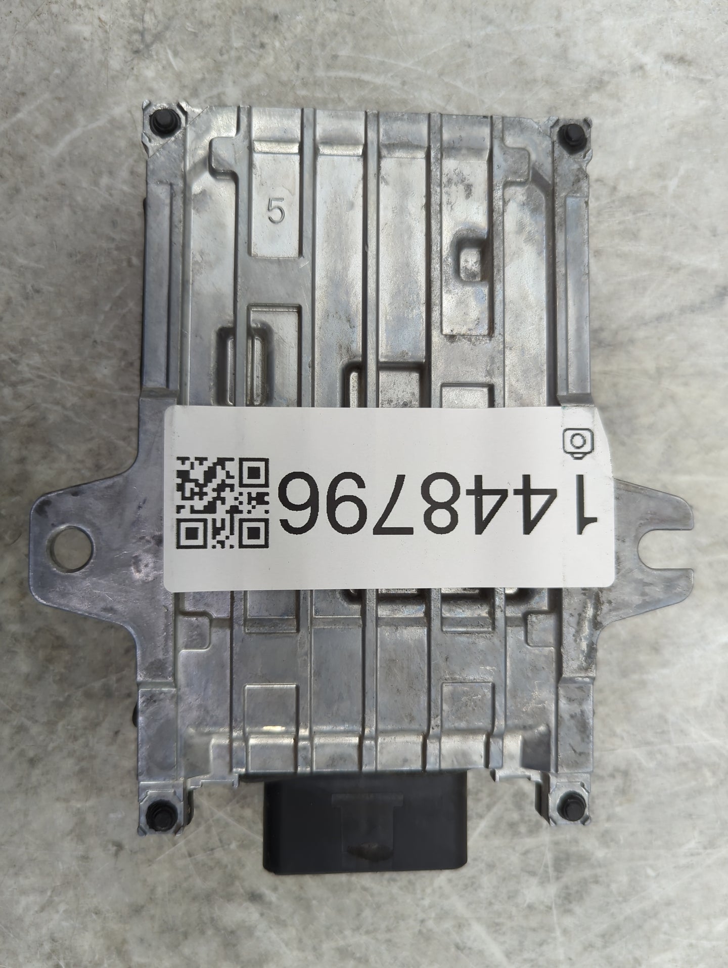 2023 Nissan Rogue Body Control Module Bcm Inner Cabin Fuse Box - Oemusedautoparts1.com