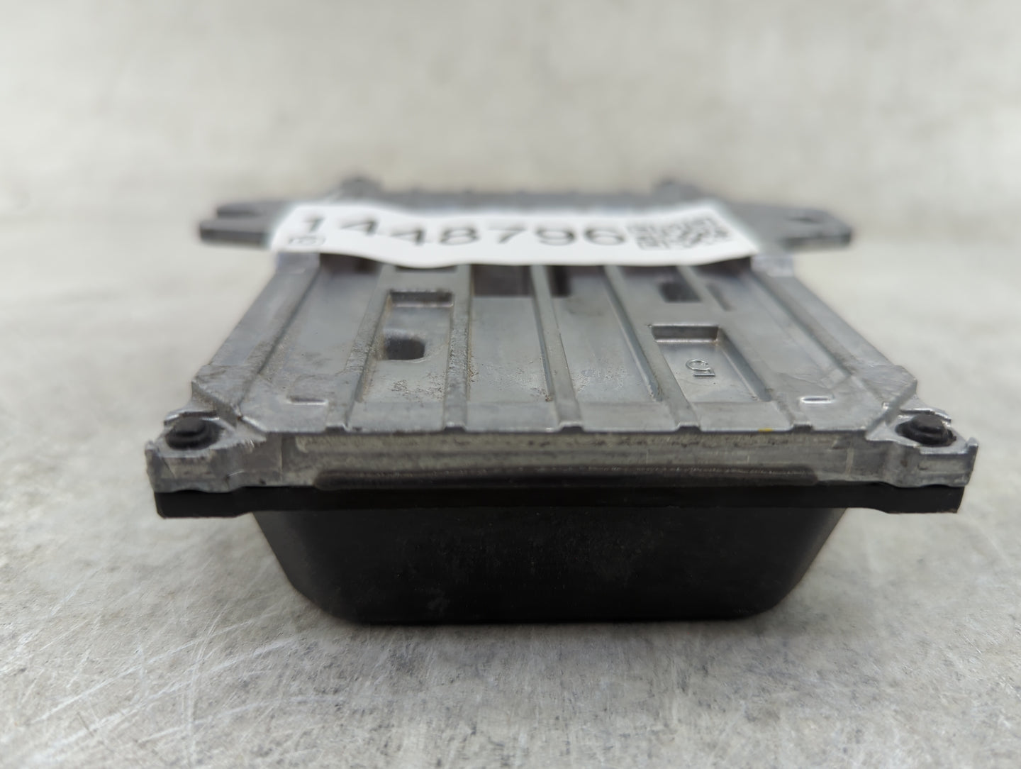 2023 Nissan Rogue Body Control Module Bcm Inner Cabin Fuse Box - Oemusedautoparts1.com