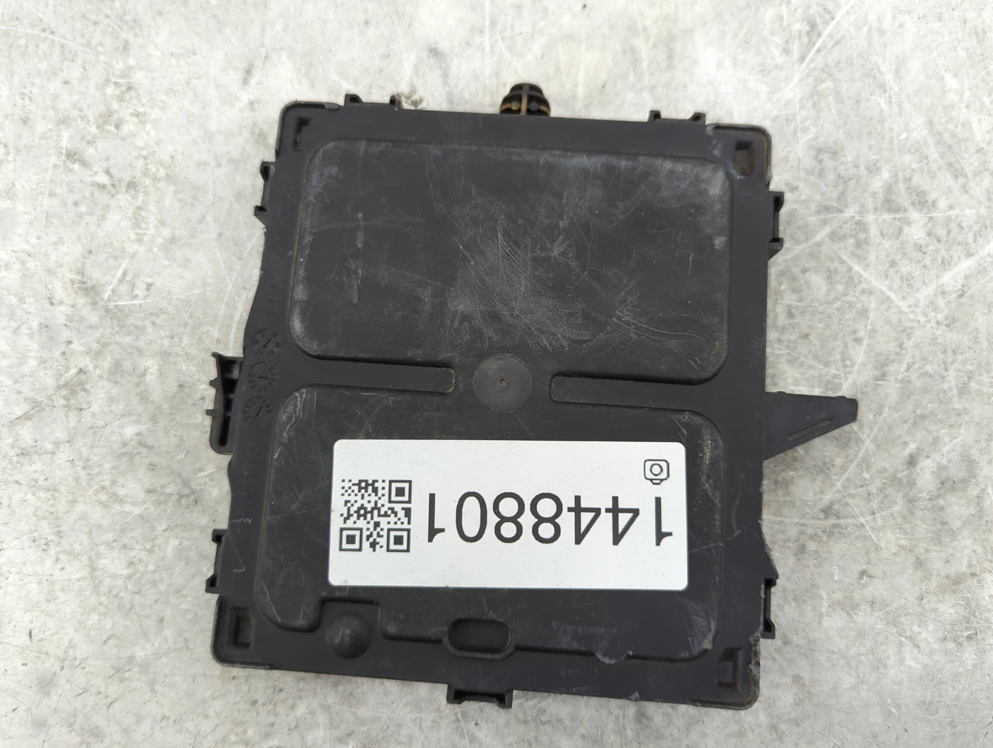 2023 Nissan Rogue Body Control Module Bcm Inner Cabin Fuse Box - Oemusedautoparts1.com