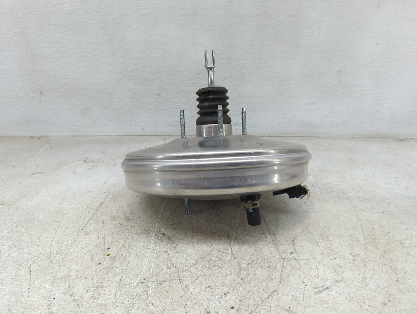 2021-2022 Nissan Rogue Power Brake Booster Oem 1450912 - Oemusedautoparts1.com