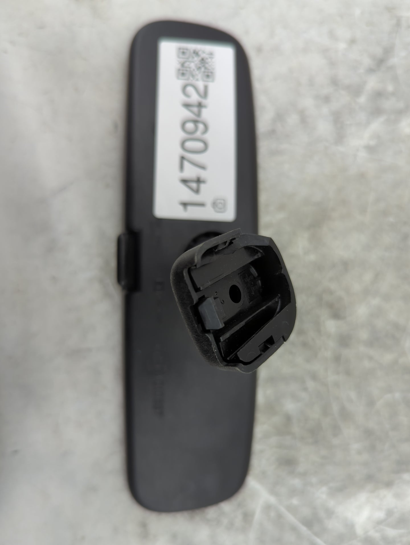 2023 Nissan Rogue Interior Rear View Mirror Replacement OEM P/N:010837 Fits OEM Used Auto Parts - Oemusedautoparts1.com