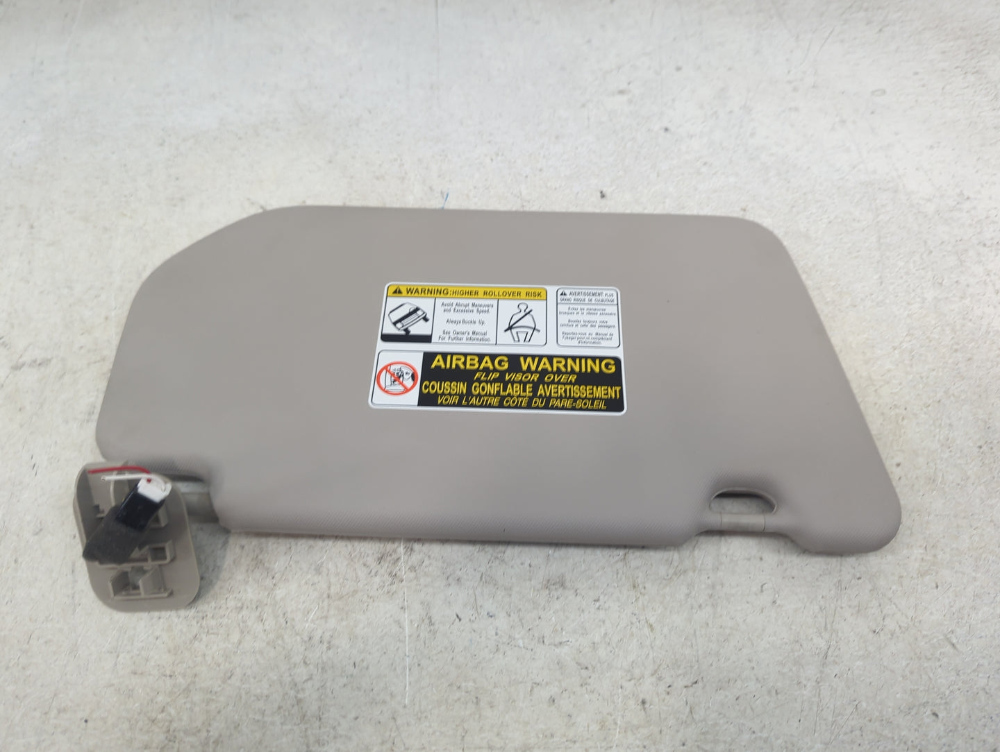 2023 Nissan Rogue Sun Visor Shade Replacement Driver Left Mirror Fits OEM Used Auto Parts - Oemusedautoparts1.com
