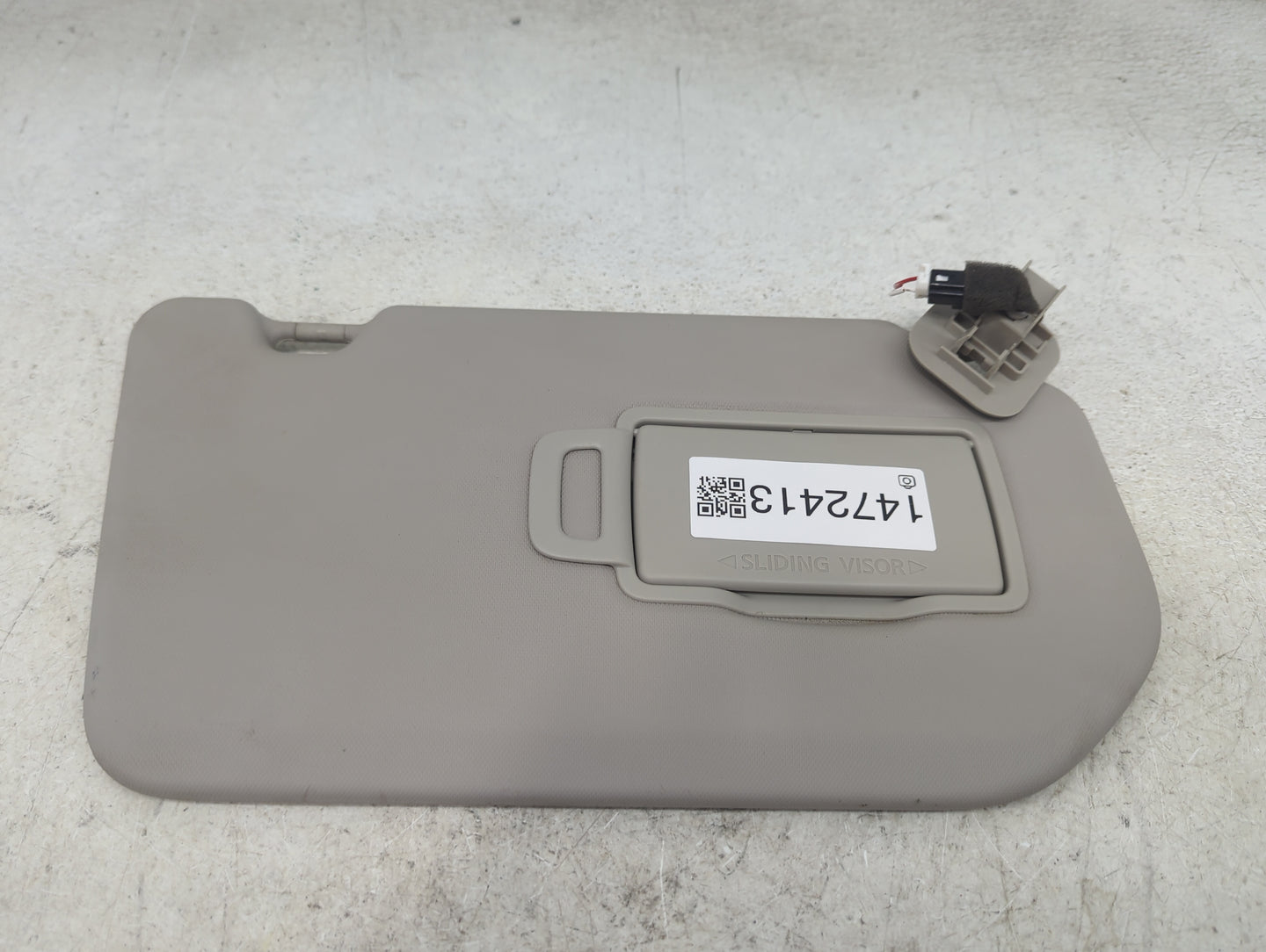 2023 Nissan Rogue Sun Visor Shade Replacement Passenger Right Mirror Fits OEM Used Auto Parts - Oemusedautoparts1.com