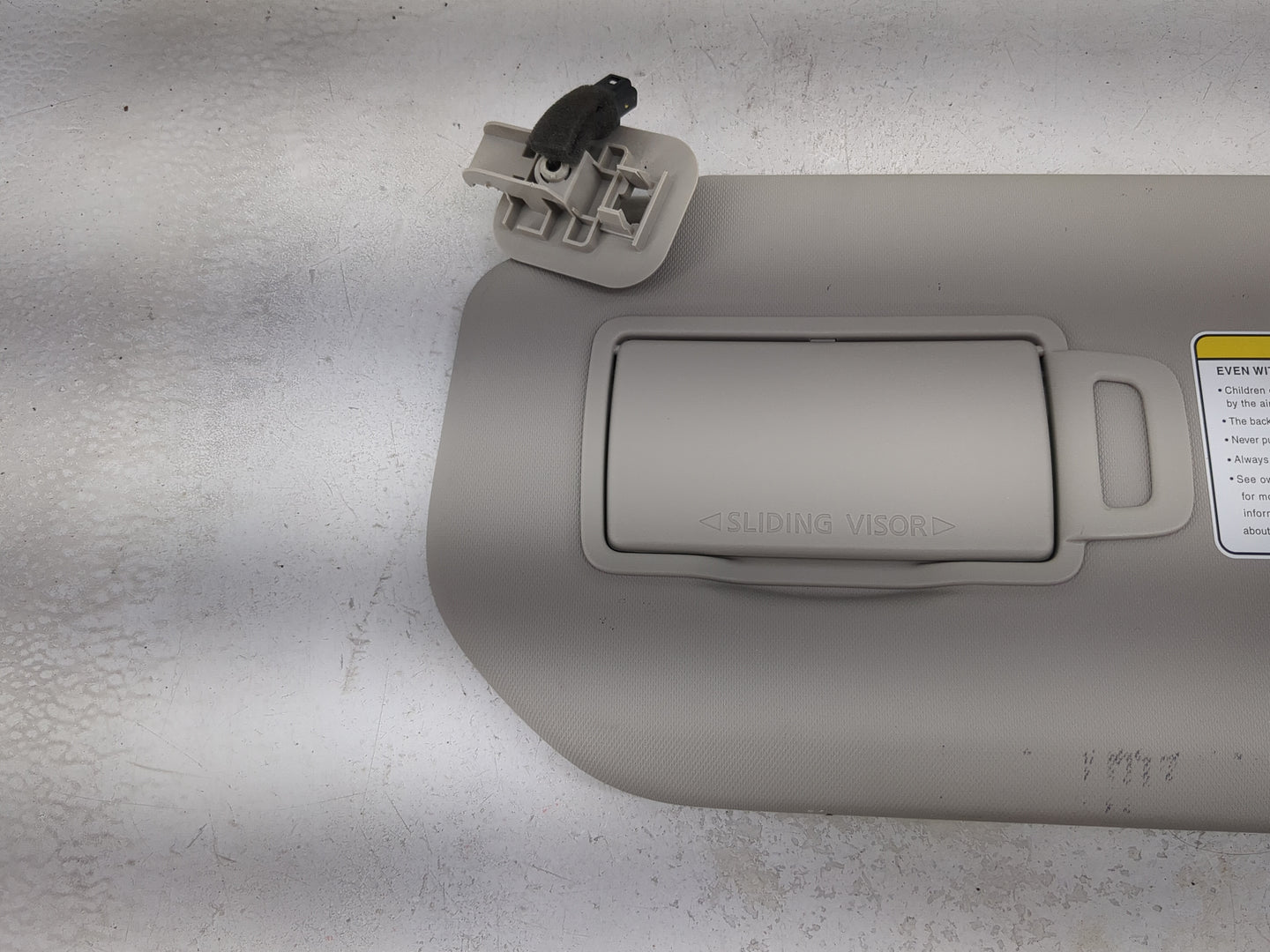 2021-2022 Nissan Rogue Sun Visor Shade Replacement Driver Left Mirror Fits Fits 2021 2022 OEM Used Auto Parts - Oemusedautop
