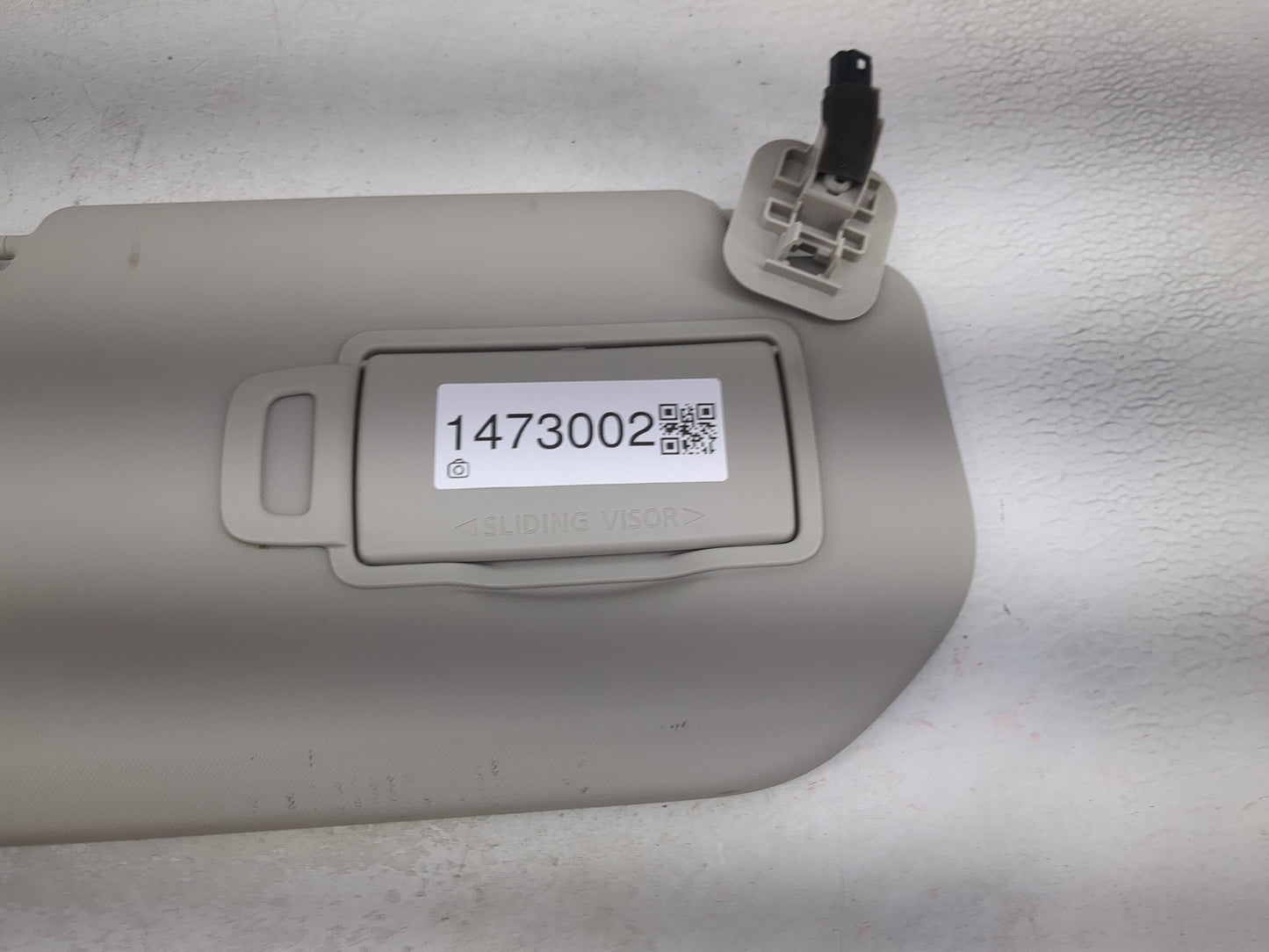 2021-2022 Nissan Rogue Sun Visor Shade Replacement Passenger Right Mirror Fits Fits 2021 2022 OEM Used Auto Parts - Oemuseda