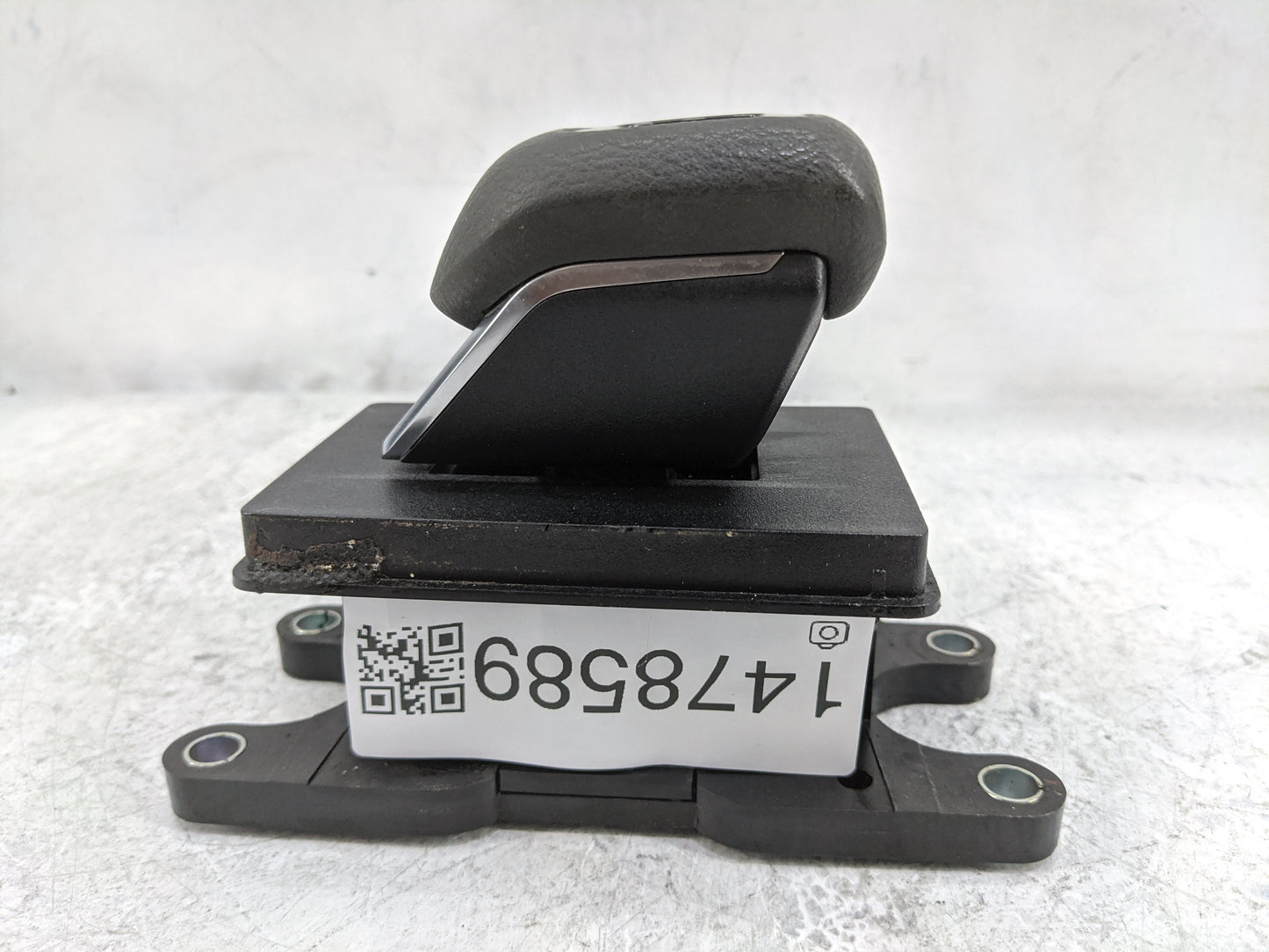 2023 Nissan Rogue Floor Console Assembly Shifter 1478589 - Oemusedautoparts1.com