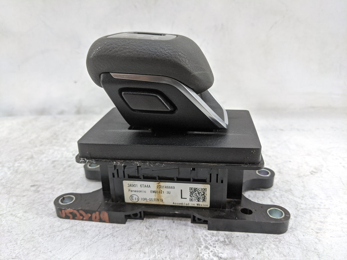 2023 Nissan Rogue Floor Console Assembly Shifter 1478589 - Oemusedautoparts1.com