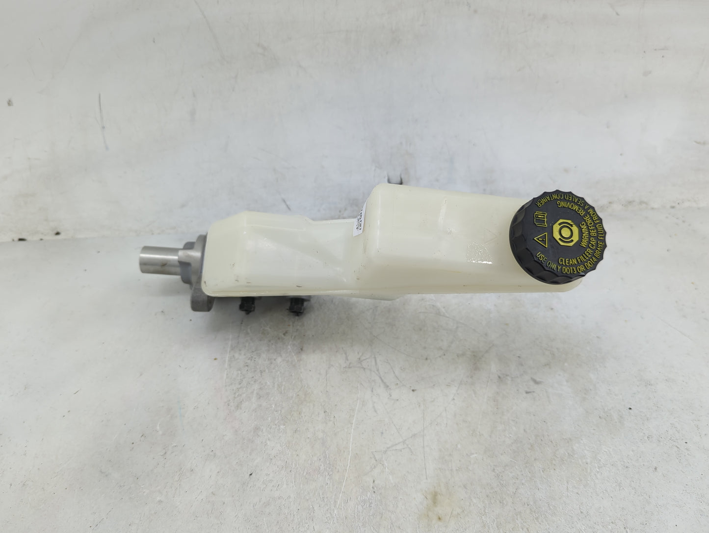2023 Nissan Rogue Brake Master Cylinder - Oemusedautoparts1.com