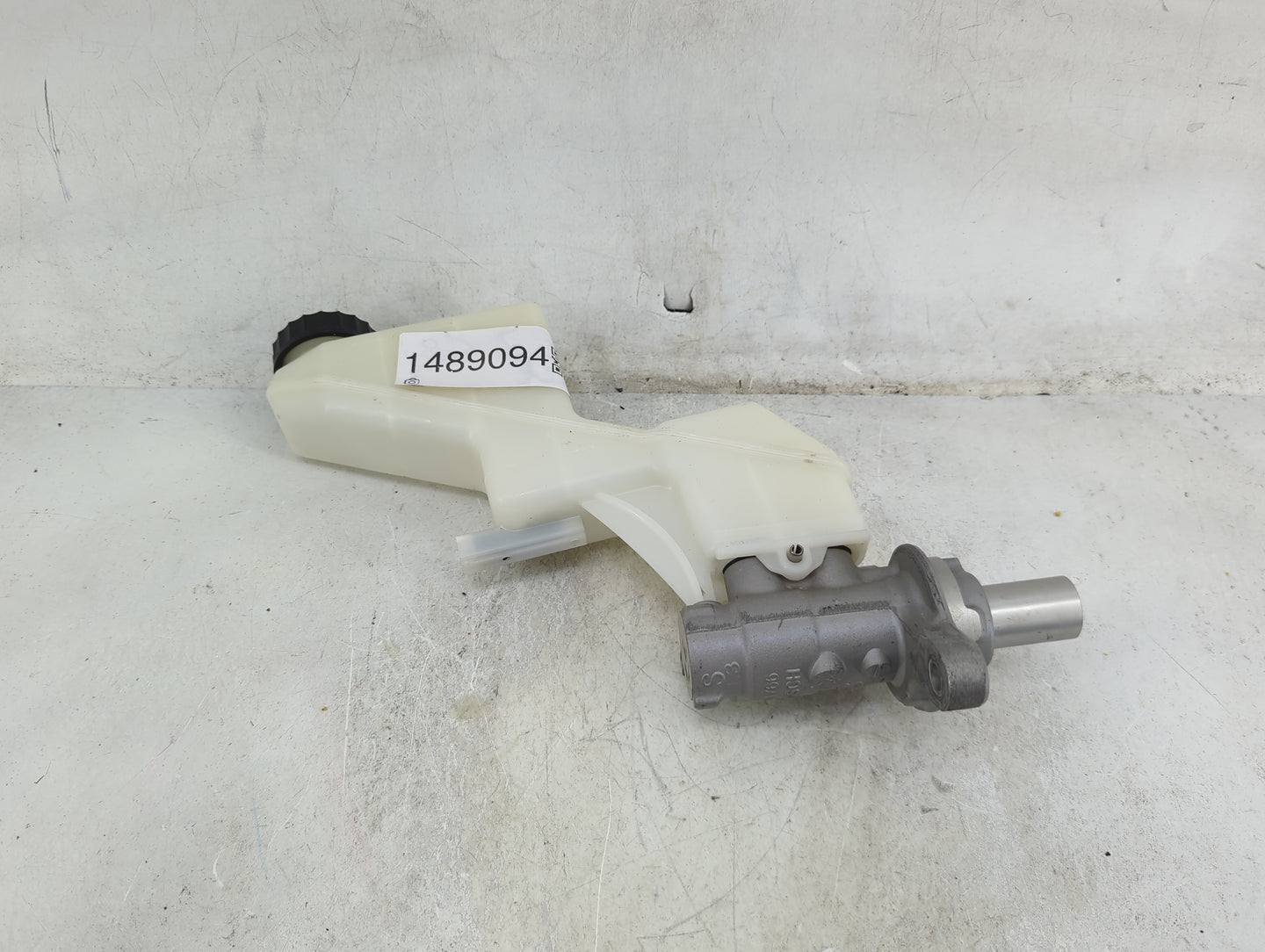 2023 Nissan Rogue Brake Master Cylinder - Oemusedautoparts1.com