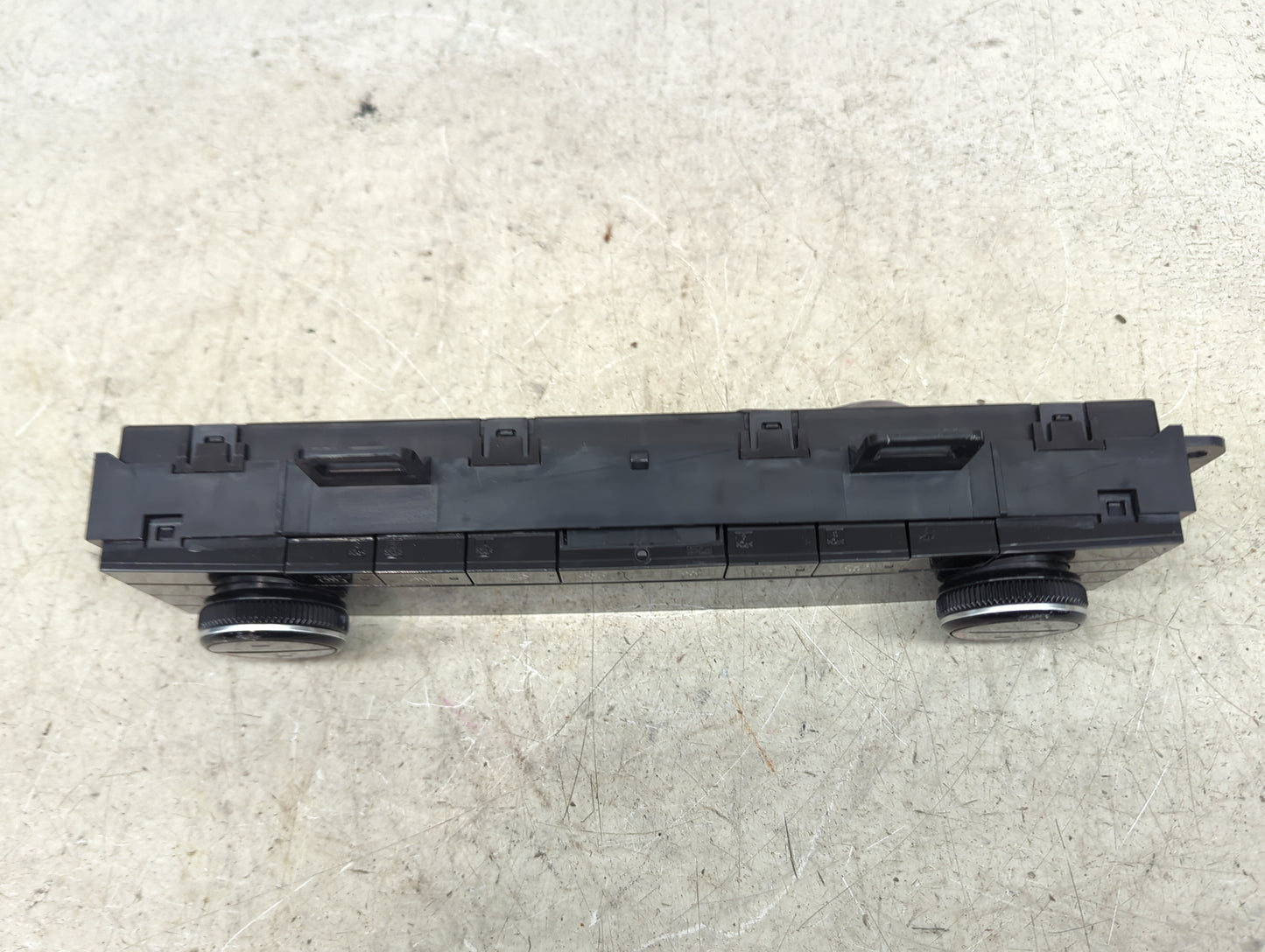 2021-2022 Nissan Rogue Climate Control Module Temperature AC/Heater Replacement P/N:275D06RL3A 275D06RL3A-T Fits Fits 2021 2