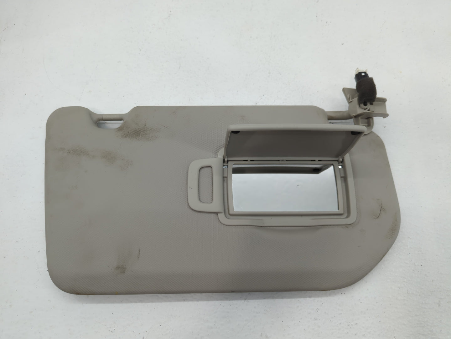 2021-2022 Nissan Rogue Sun Visor Shade Replacement Passenger Right Mirror Fits Fits 2021 2022 OEM Used Auto Parts - Oemuseda