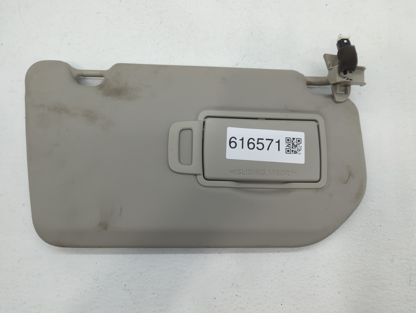 2021-2022 Nissan Rogue Sun Visor Shade Replacement Passenger Right Mirror Fits Fits 2021 2022 OEM Used Auto Parts - Oemuseda