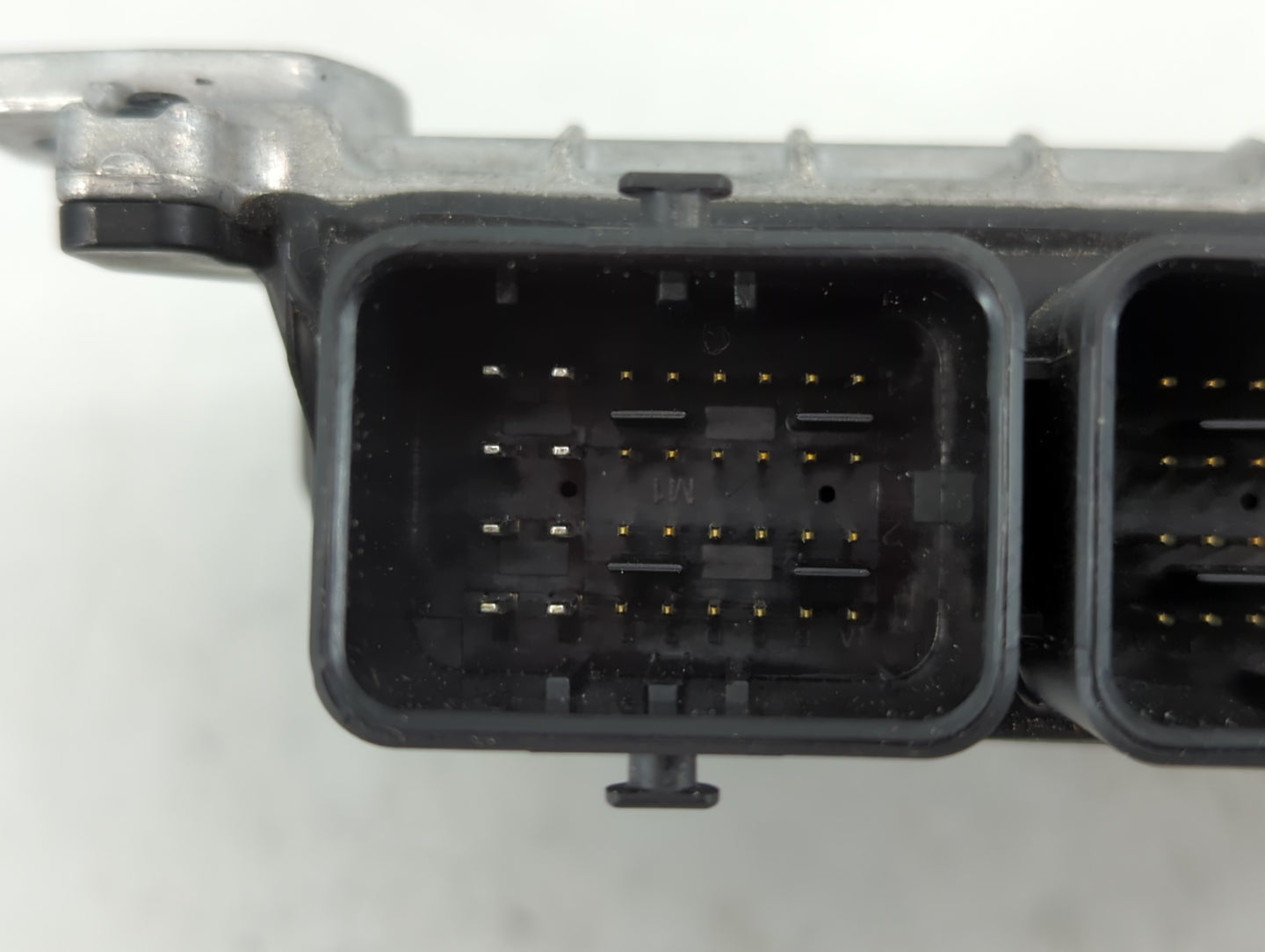 2023 Nissan Rogue PCM Engine Control Computer ECU ECM PCU OEM P/N:69684 9B0 NEC050-029 Fits OEM Used Auto Parts - Oemusedaut