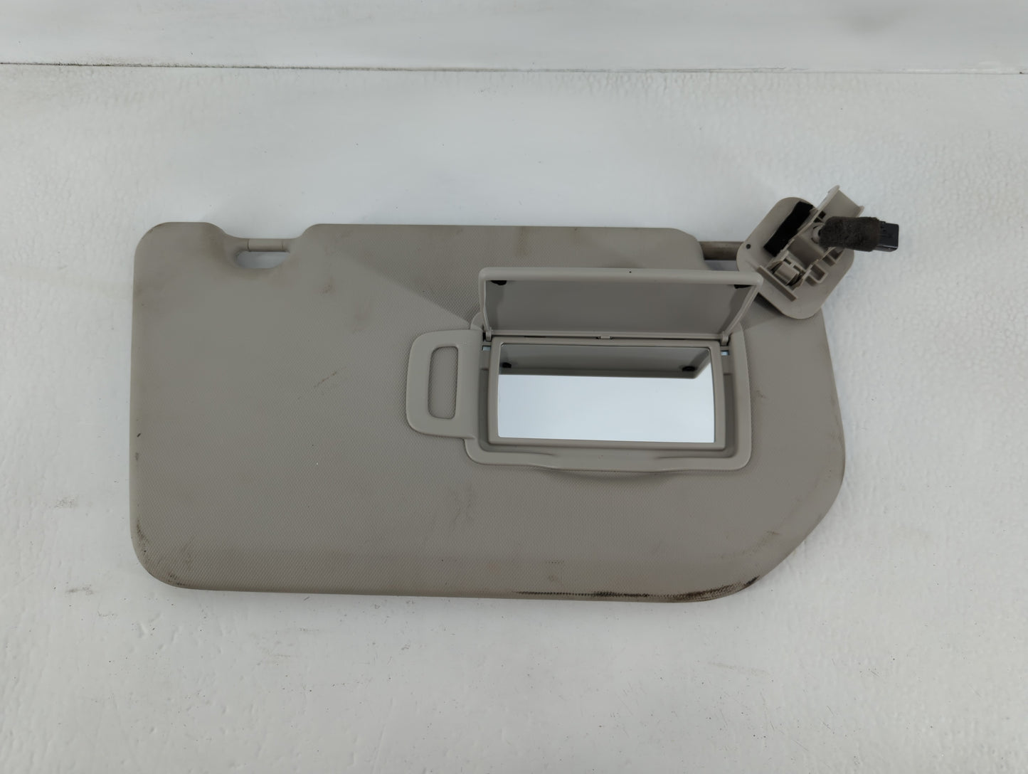 2021-2022 Nissan Rogue Sun Visor Shade Replacement Driver Left Mirror Fits Fits 2021 2022 OEM Used Auto Parts - Oemusedautop