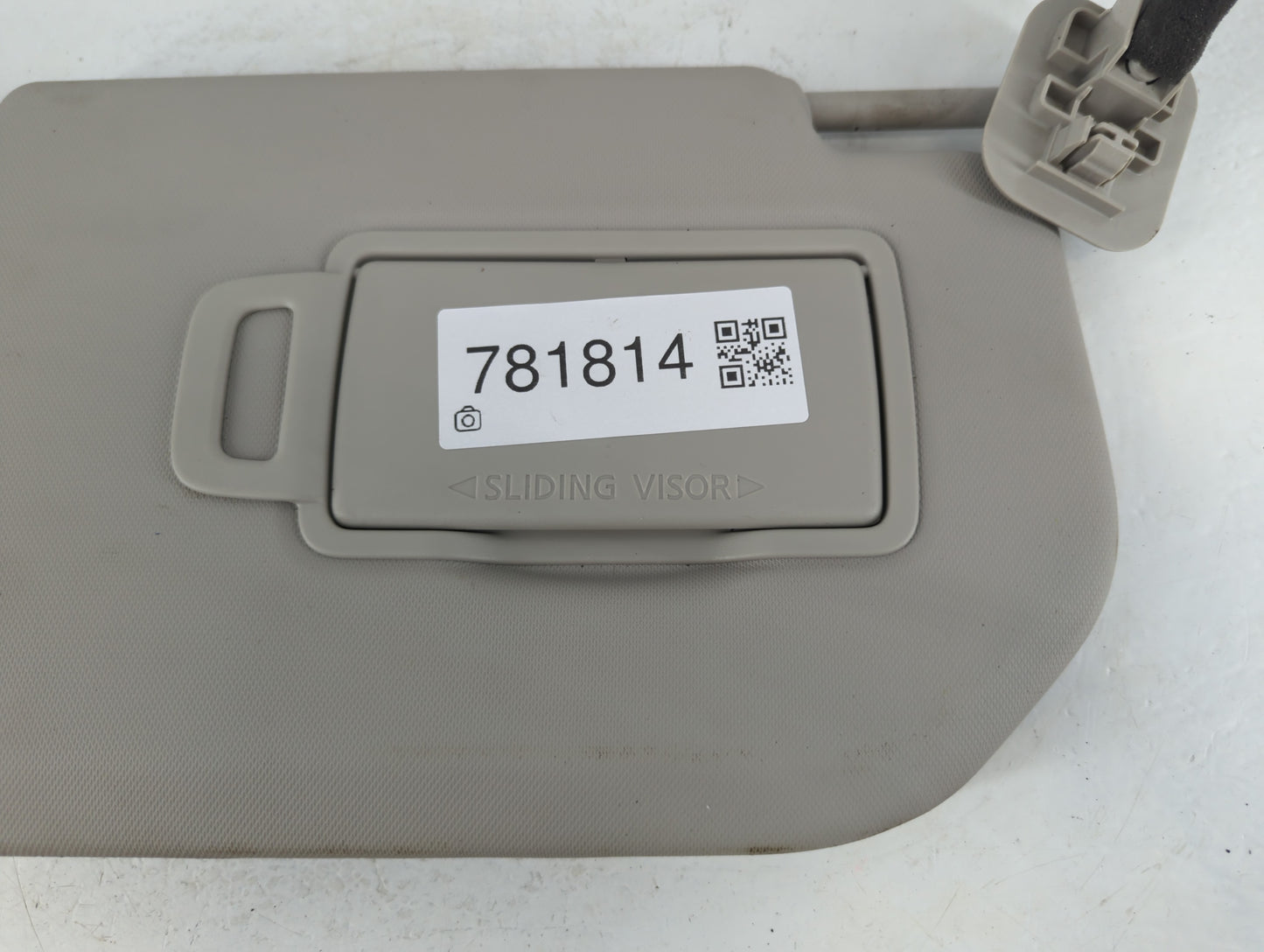 2021-2022 Nissan Rogue Sun Visor Shade Replacement Passenger Right Mirror Fits Fits 2021 2022 OEM Used Auto Parts - Oemuseda