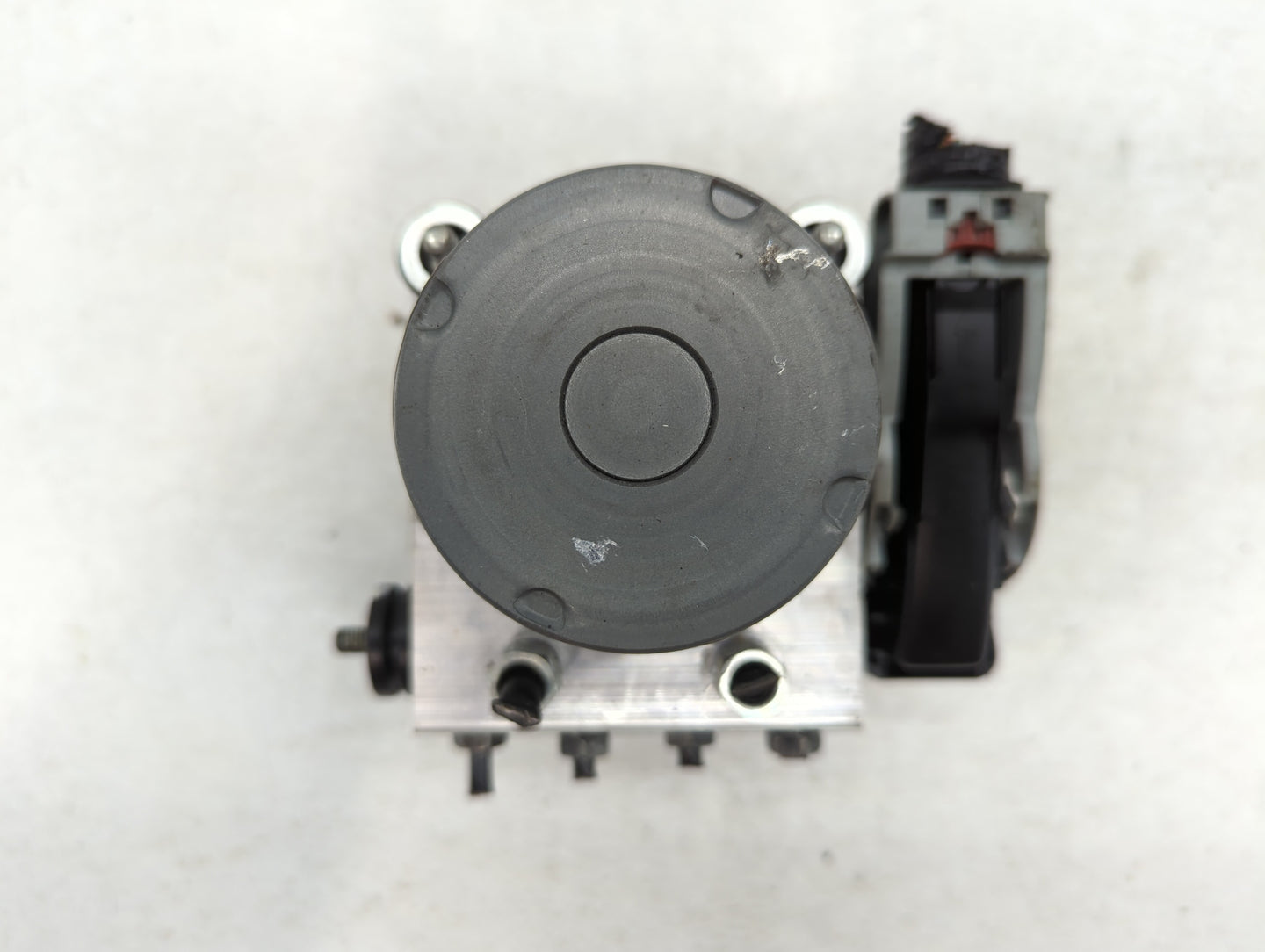 2021-2022 Nissan Rogue ABS Pump Control Module Replacement P/N:47660 6RA7B Fits Fits 2021 2022 OEM Used Auto Parts - Oemused