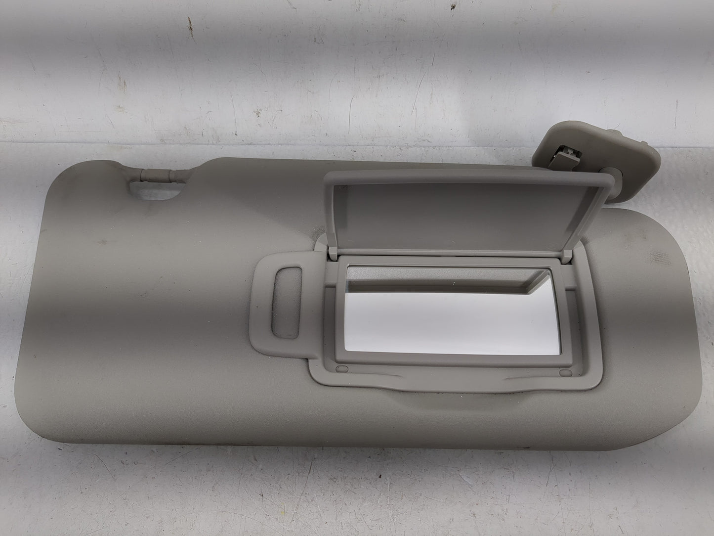 2020-2022 Nissan Sentra Sun Visor Shade Replacement Passenger Right Mirror Fits Fits 2020 2021 2022 OEM Used Auto Parts - Oe