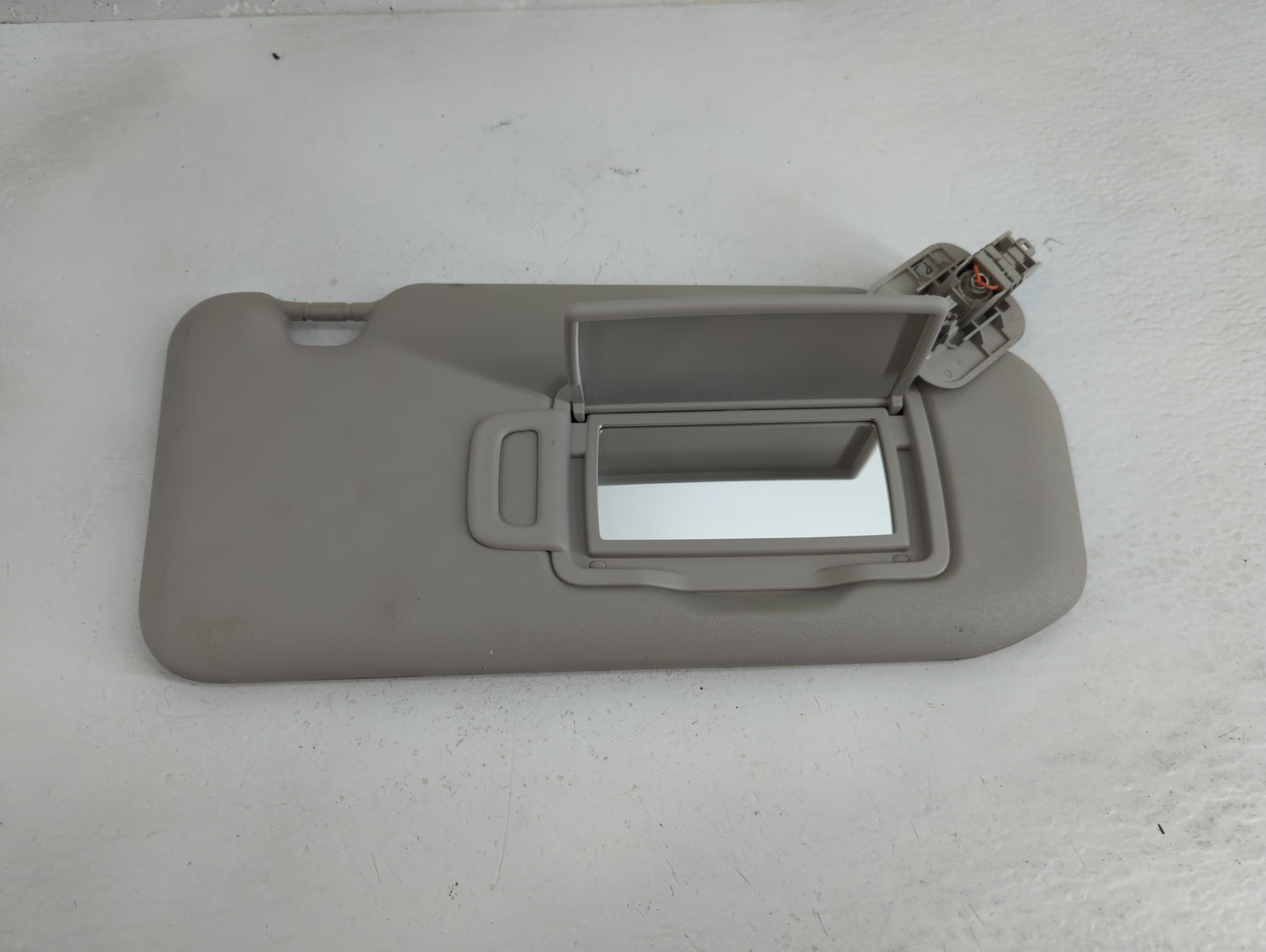 2020-2022 Nissan Sentra Sun Visor Shade Replacement Passenger Right Mirror Fits Fits 2020 2021 2022 OEM Used Auto Parts - Oe