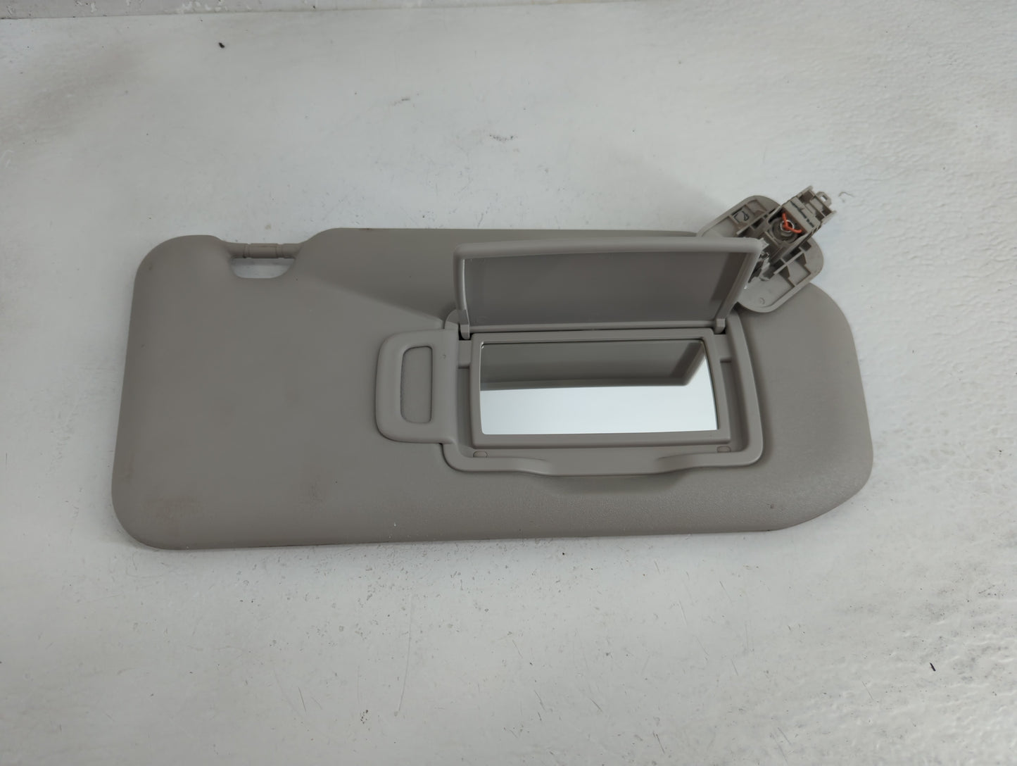 2020-2022 Nissan Sentra Sun Visor Shade Replacement Passenger Right Mirror Fits Fits 2020 2021 2022 OEM Used Auto Parts - Oe