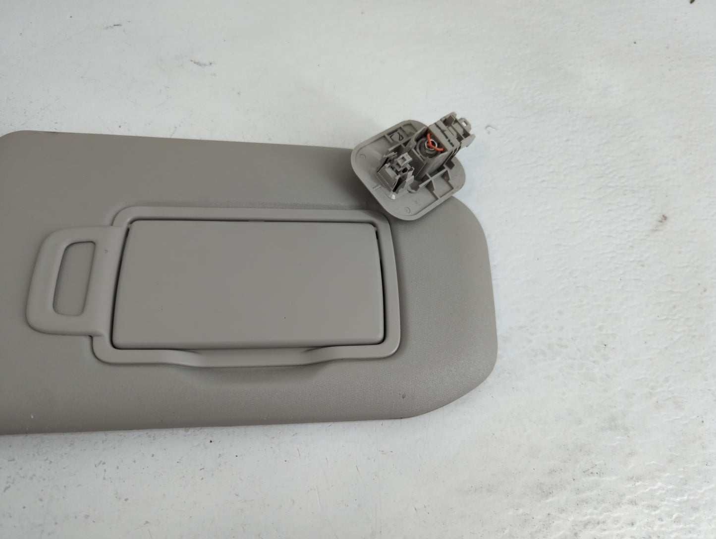 2020-2022 Nissan Sentra Sun Visor Shade Replacement Passenger Right Mirror Fits Fits 2020 2021 2022 OEM Used Auto Parts - Oe