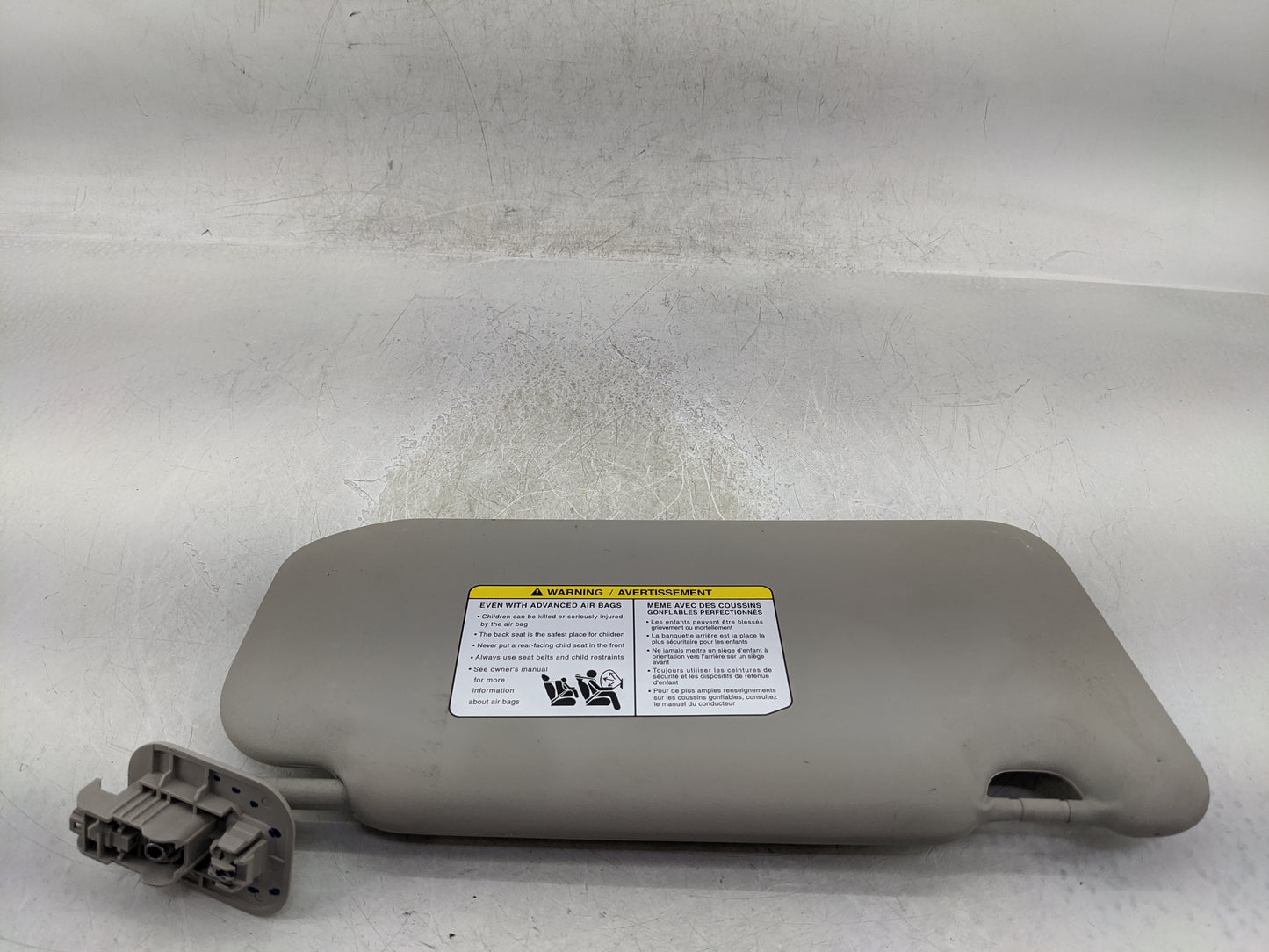 2020-2022 Nissan Sentra Sun Visor Shade Replacement Driver Left Mirror Fits Fits 2020 2021 2022 OEM Used Auto Parts - Oemuse