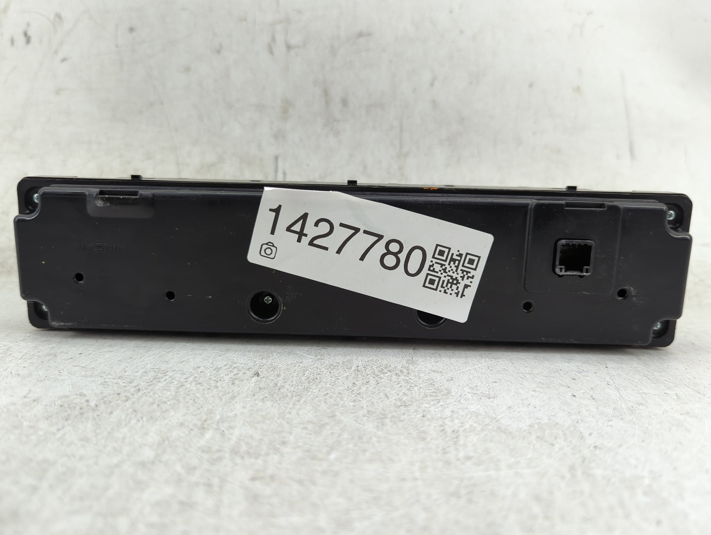 2020-2022 Nissan Sentra Climate Control Module Temperature AC/Heater Replacement P/N:27500 6LB4A Fits Fits 2020 2021 2022 OE