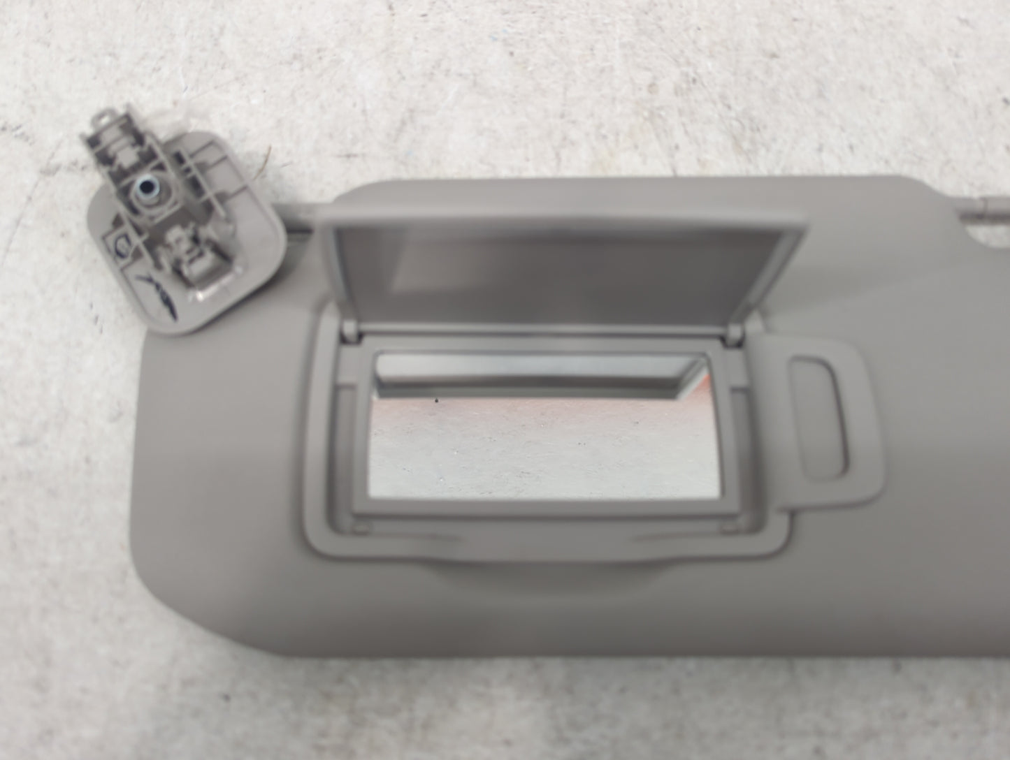 2020-2022 Nissan Sentra Sun Visor Shade Replacement Driver Left Mirror Fits Fits 2020 2021 2022 OEM Used Auto Parts - Oemuse