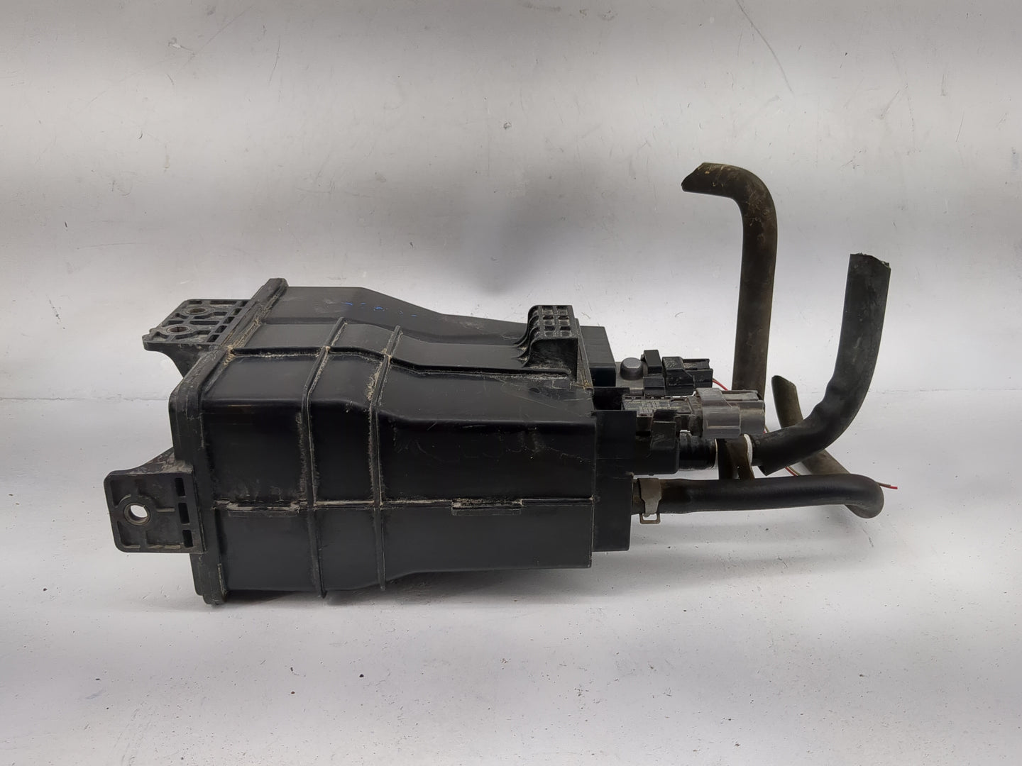 2023 Nissan Sentra Fuel Vapor Charcoal Canister - Oemusedautoparts1.com