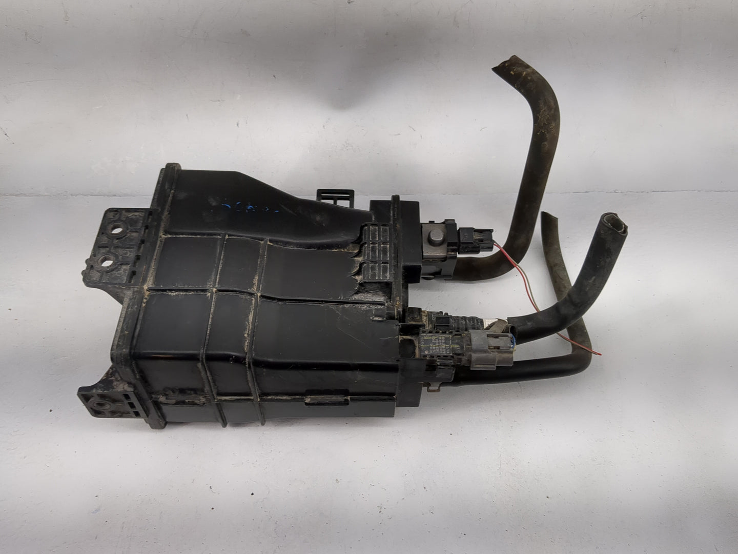 2023 Nissan Sentra Fuel Vapor Charcoal Canister - Oemusedautoparts1.com