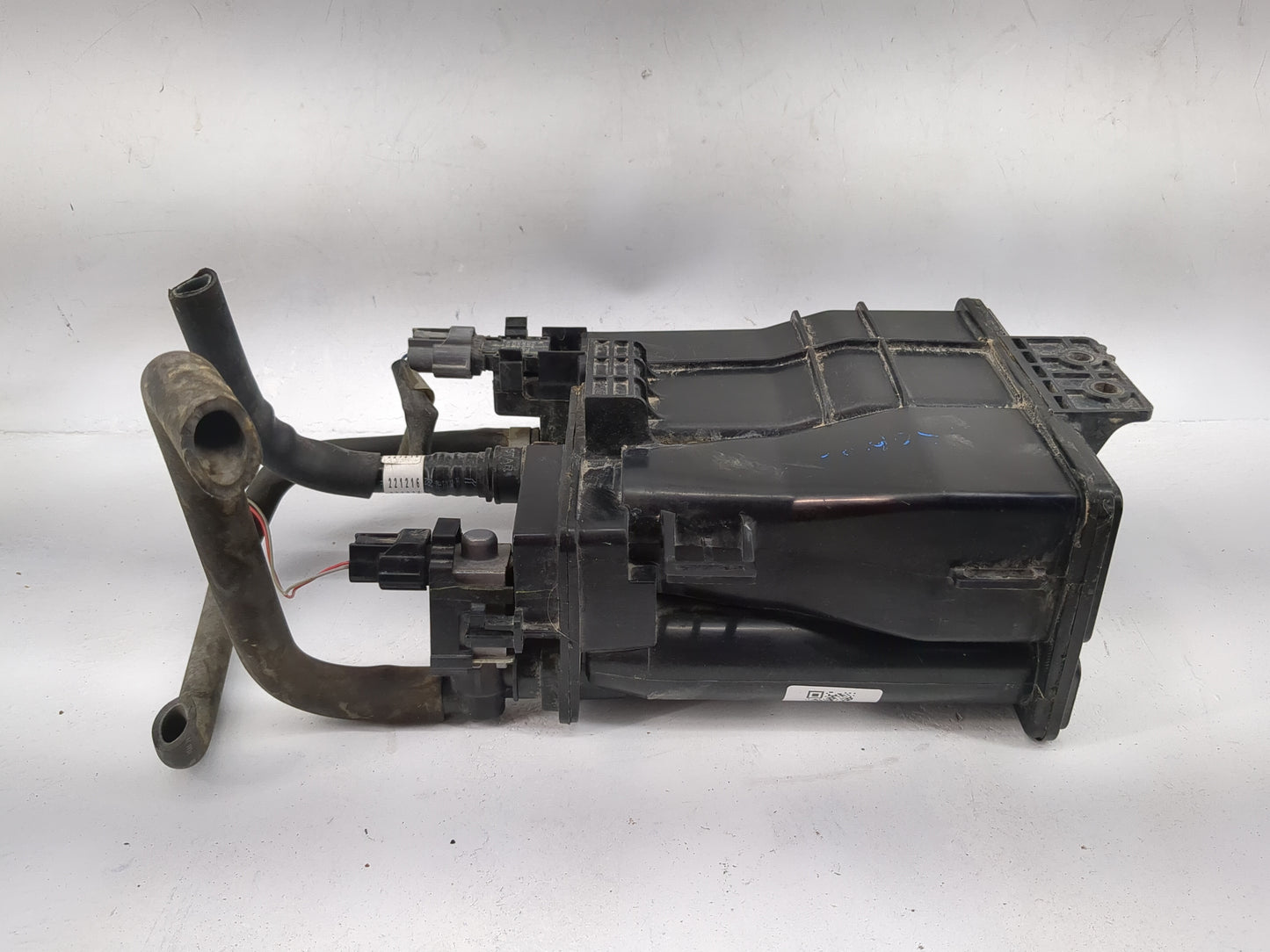 2023 Nissan Sentra Fuel Vapor Charcoal Canister - Oemusedautoparts1.com