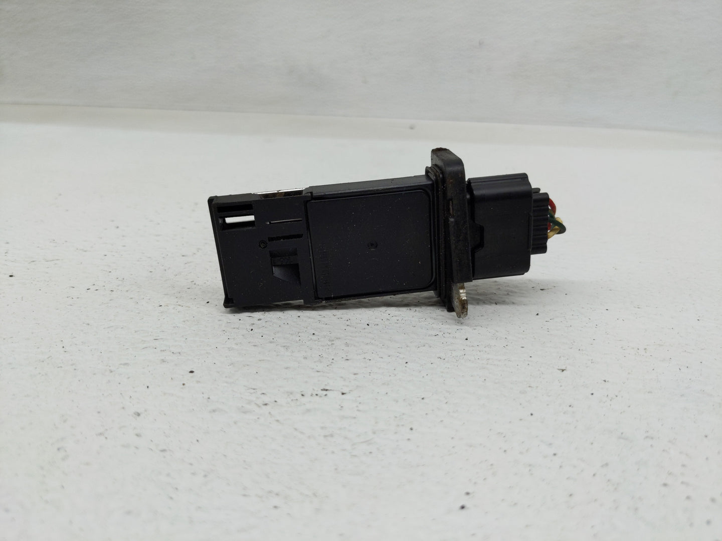 2004-2022 Nissan Titan Mass Air Flow Meter Maf - Oemusedautoparts1.com