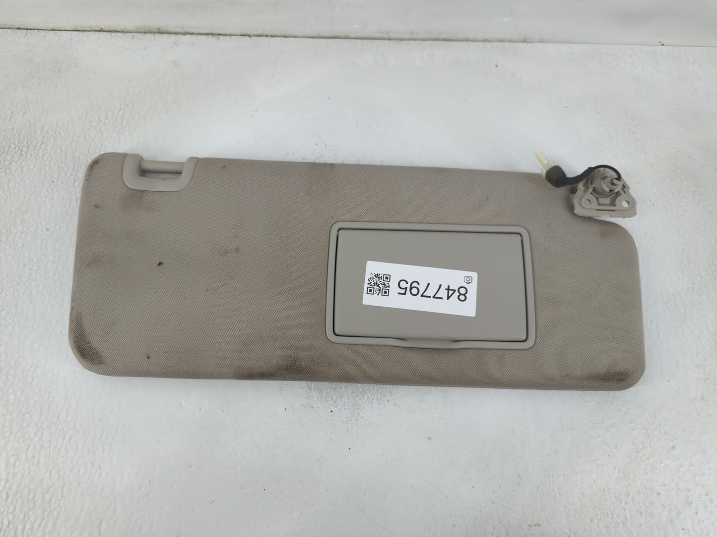 2023 Nissan Titan Sun Visor Shade Replacement Passenger Right Mirror Fits OEM Used Auto Parts - Oemusedautoparts1.com