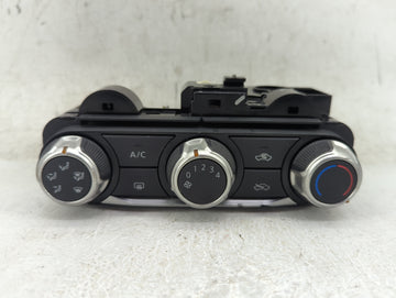 2023 Nissan Versa Climate Control Module Temperature AC/Heater Replacement P/N:T669216 A Fits OEM Used Auto Parts - Oemuseda