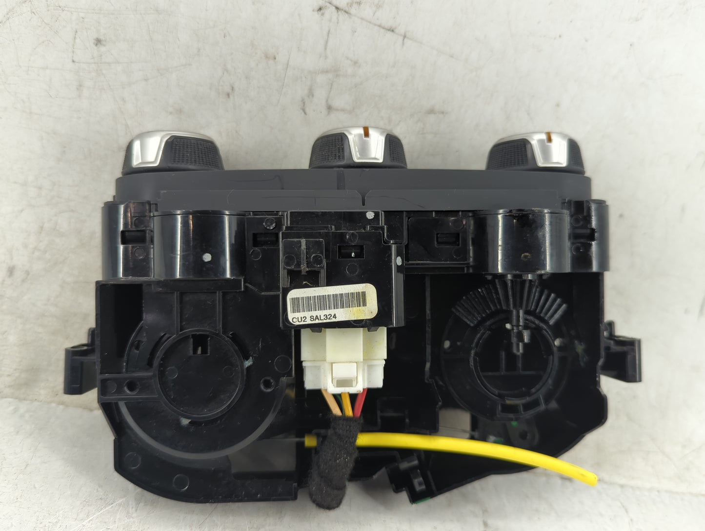 2023 Nissan Versa Climate Control Module Temperature AC/Heater Replacement P/N:T669216 A Fits OEM Used Auto Parts - Oemuseda
