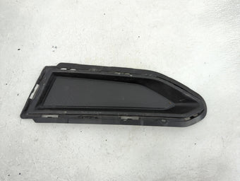 compare product 2023 Nissan Versa 1437317