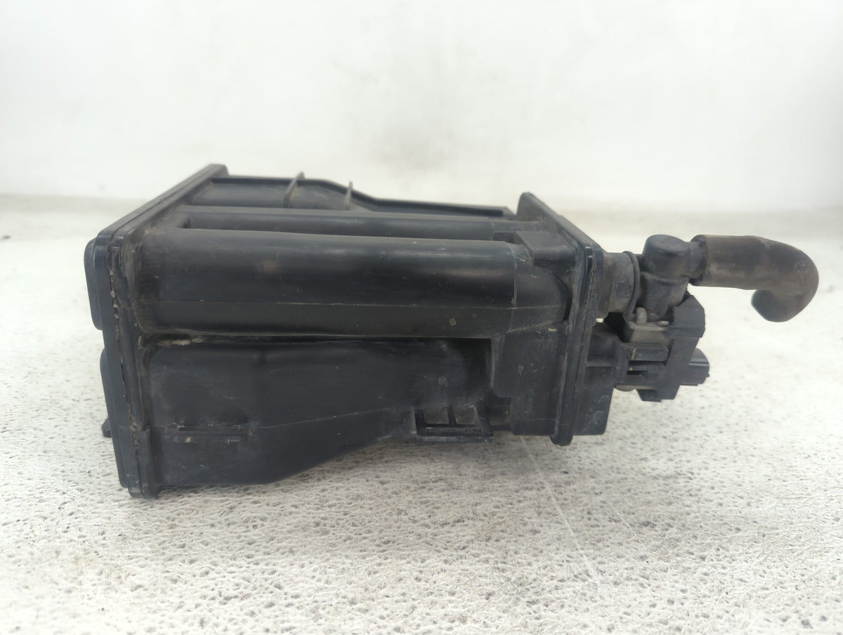 2023 Nissan Versa Fuel Vapor Charcoal Canister 1437477 - Oemusedautoparts1.com