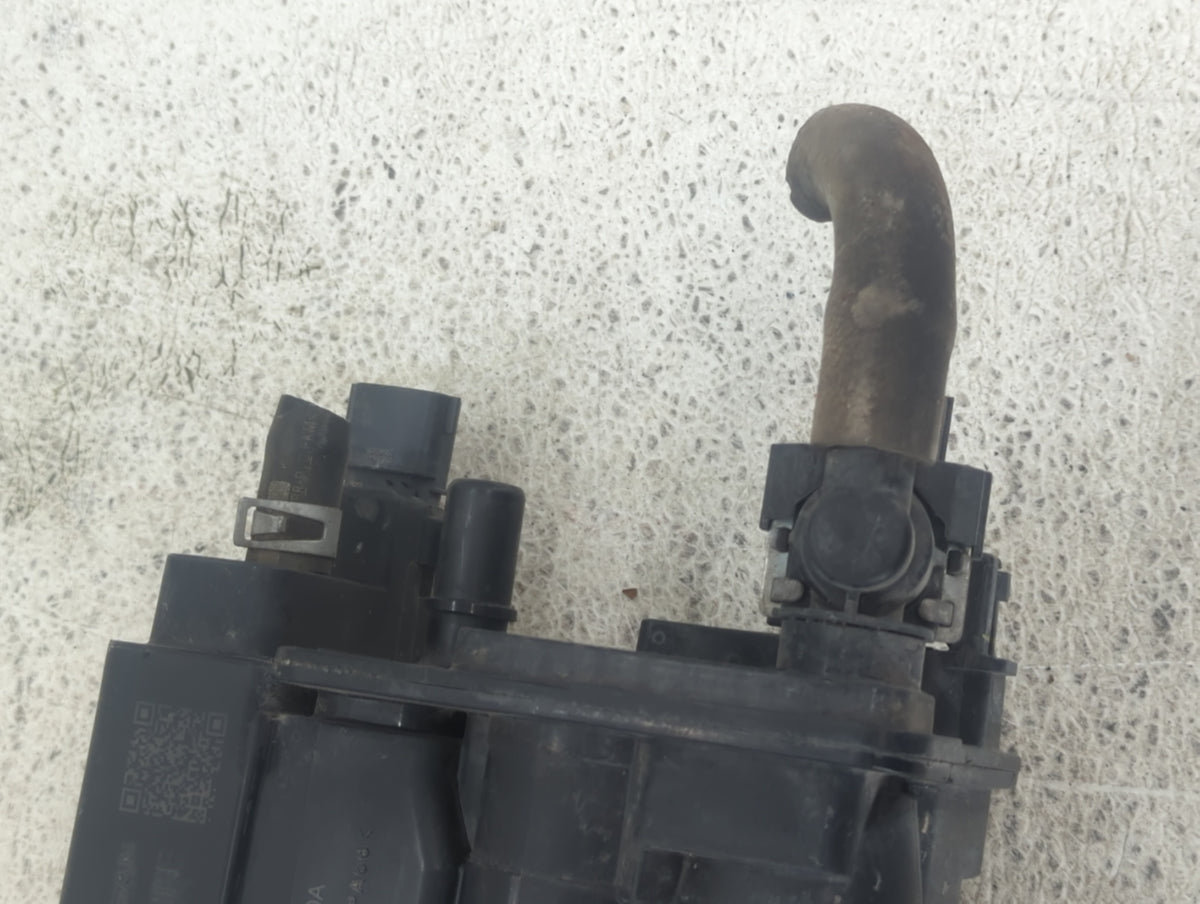 2023 Nissan Versa Fuel Vapor Charcoal Canister 1437477 - Oemusedautoparts1.com